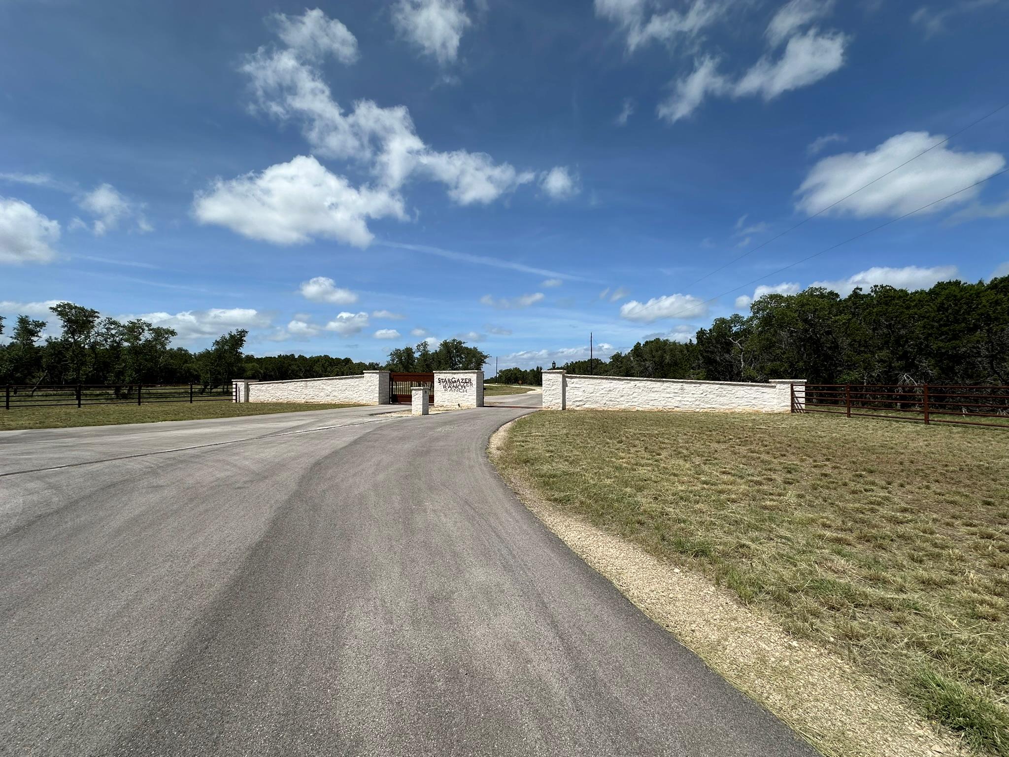 251 Stargazer Dr Property Photo 1