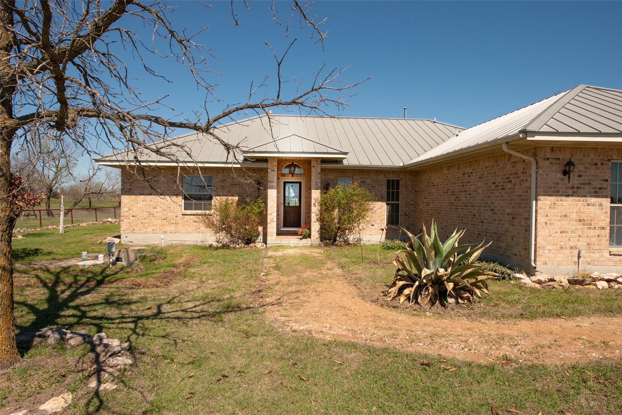 10106 Schmidt Ln Property Photo