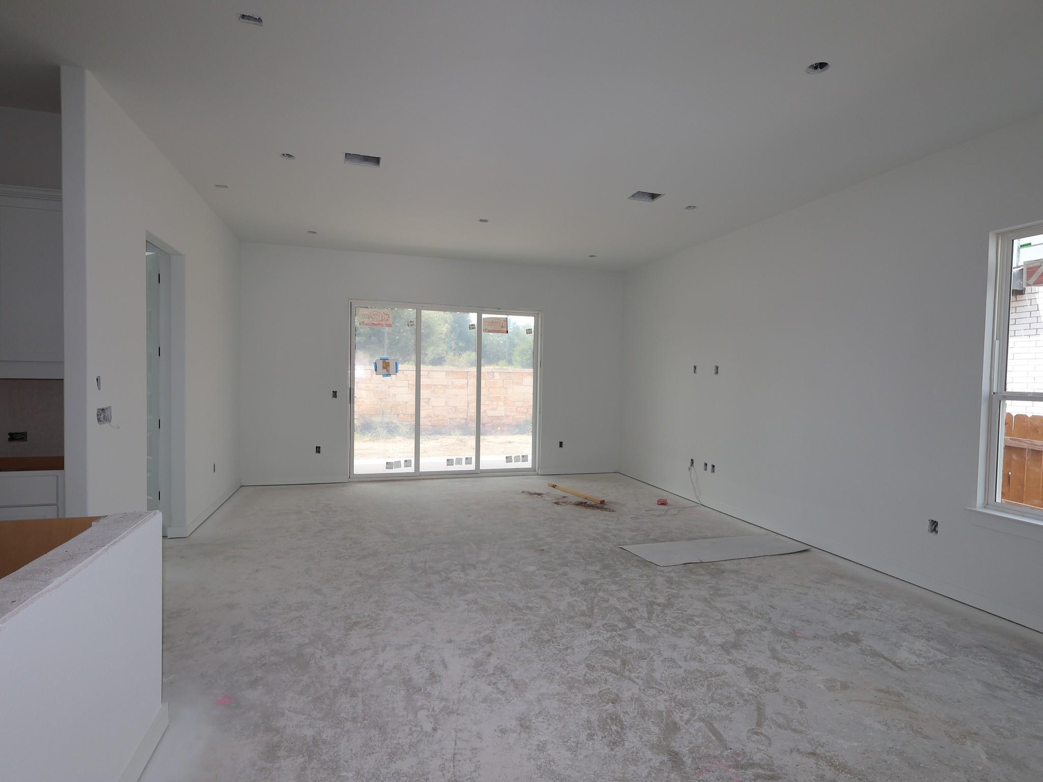 849 Corvallis Dr Property Photo 7