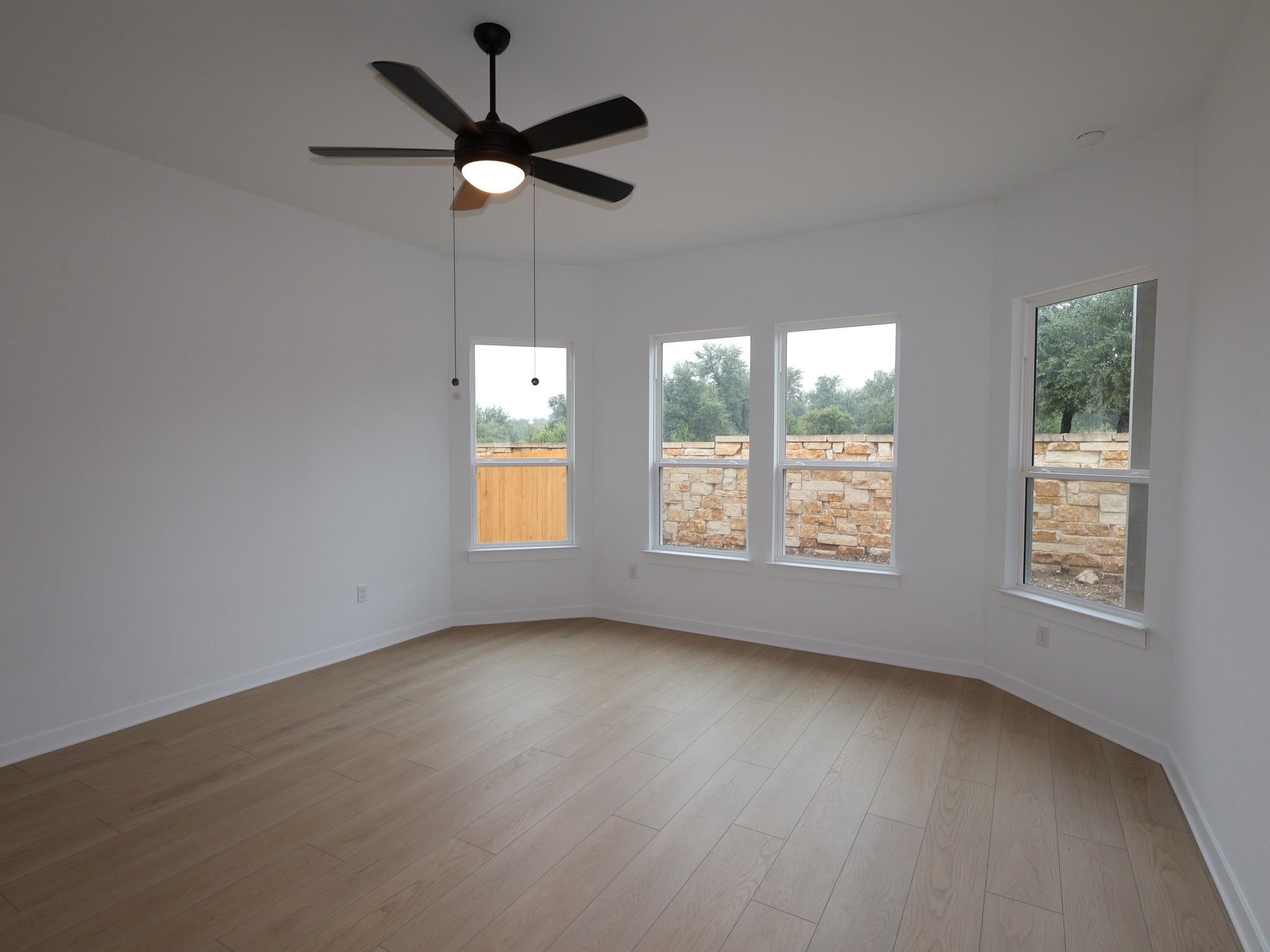 849 Corvallis Dr Property Photo 16