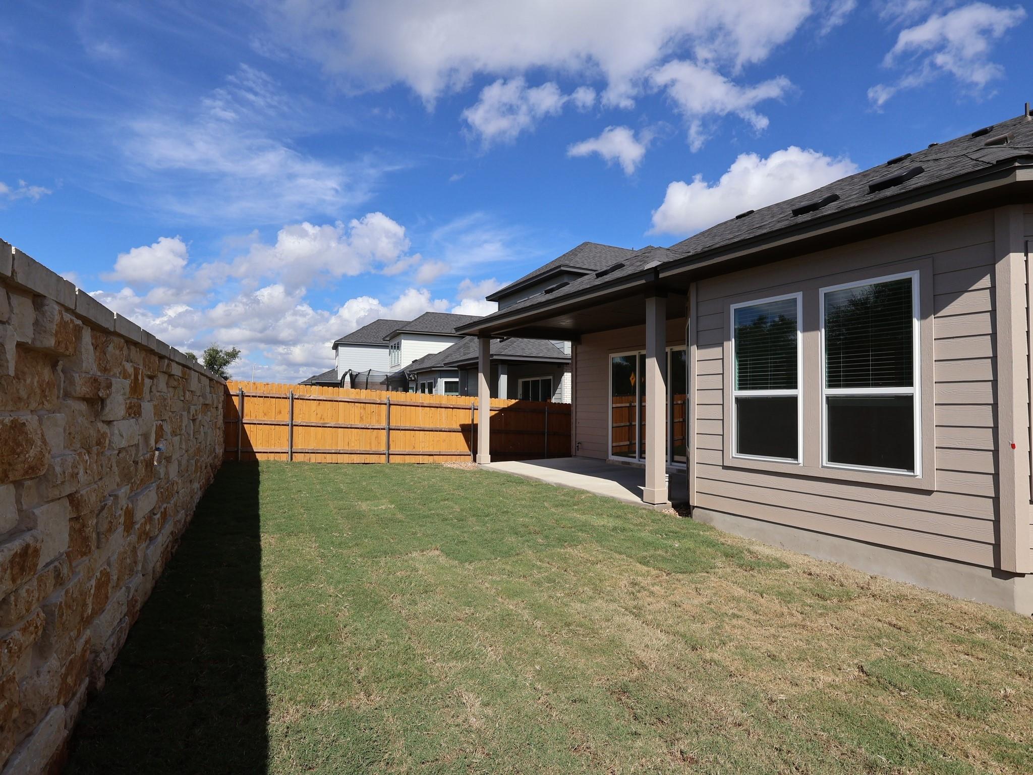 849 Corvallis Dr Property Photo 26