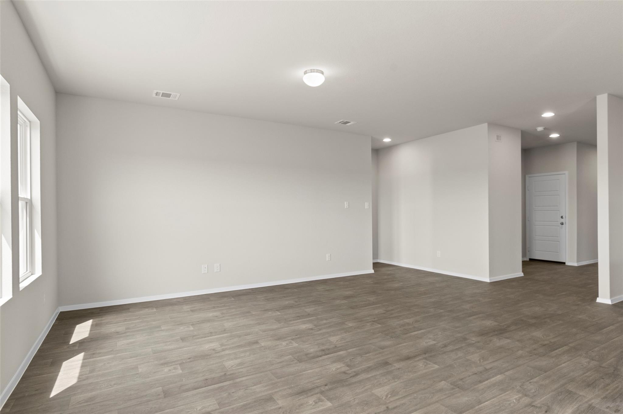 2541 Winding Creek Rd Property Photo 12