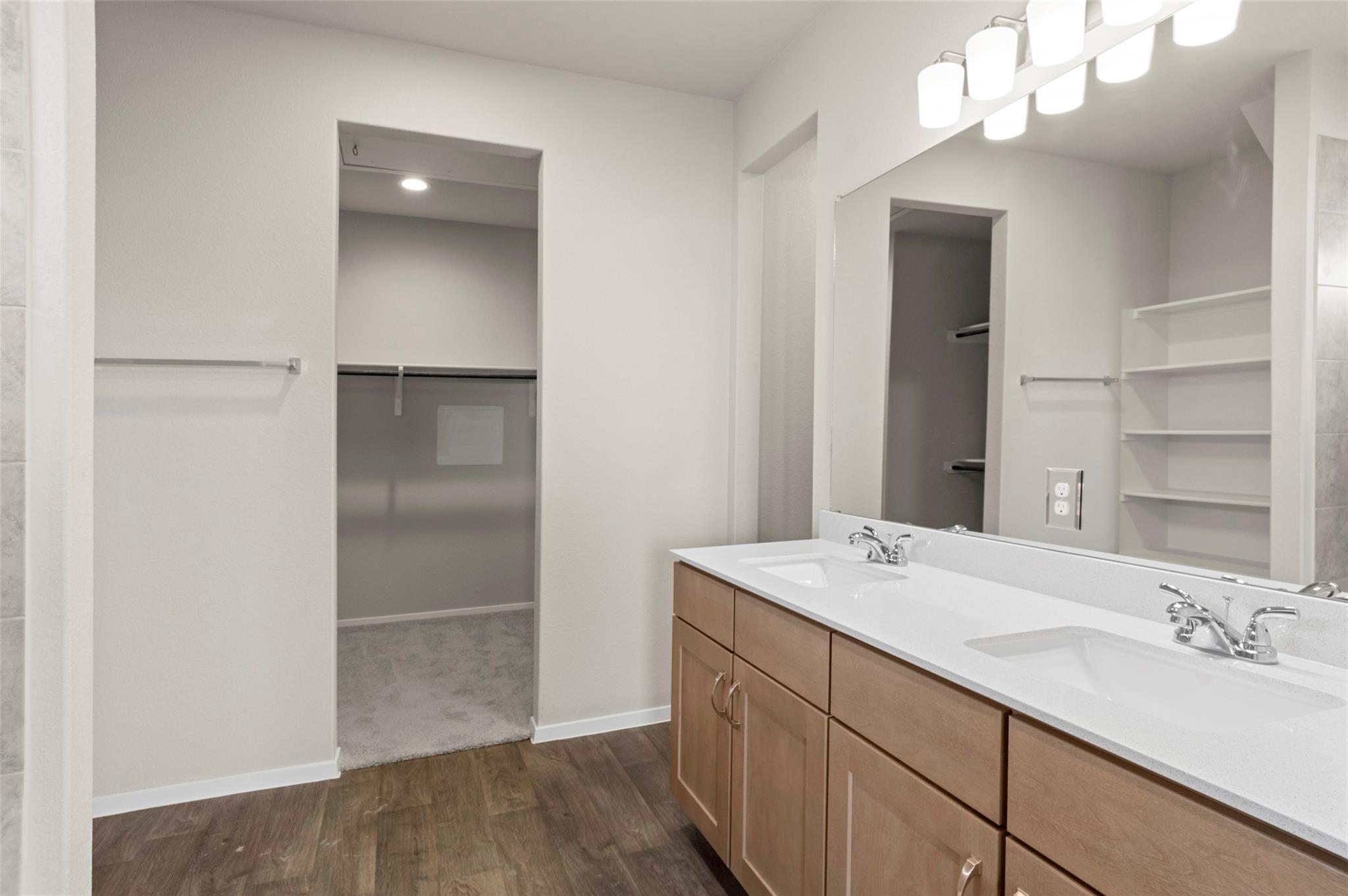 2541 Winding Creek Rd Property Photo 18
