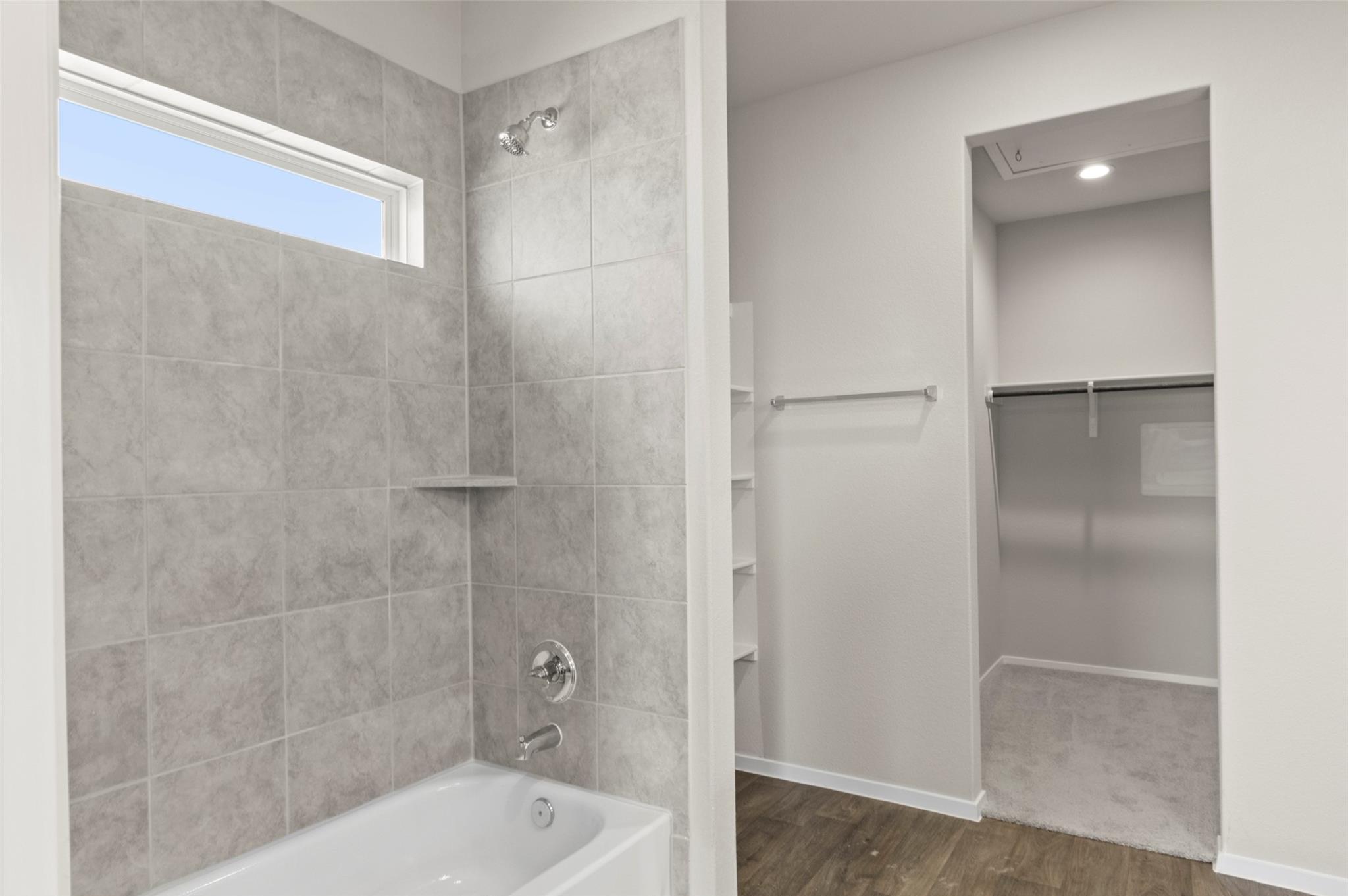 2541 Winding Creek Rd Property Photo 20