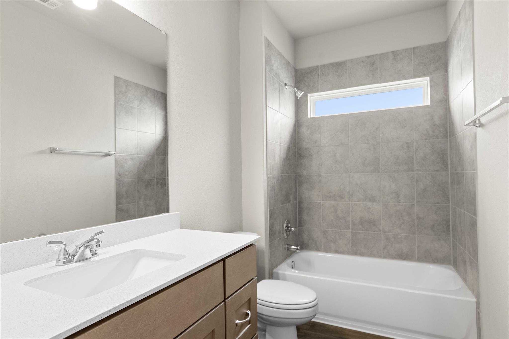 2541 Winding Creek Rd Property Photo 22