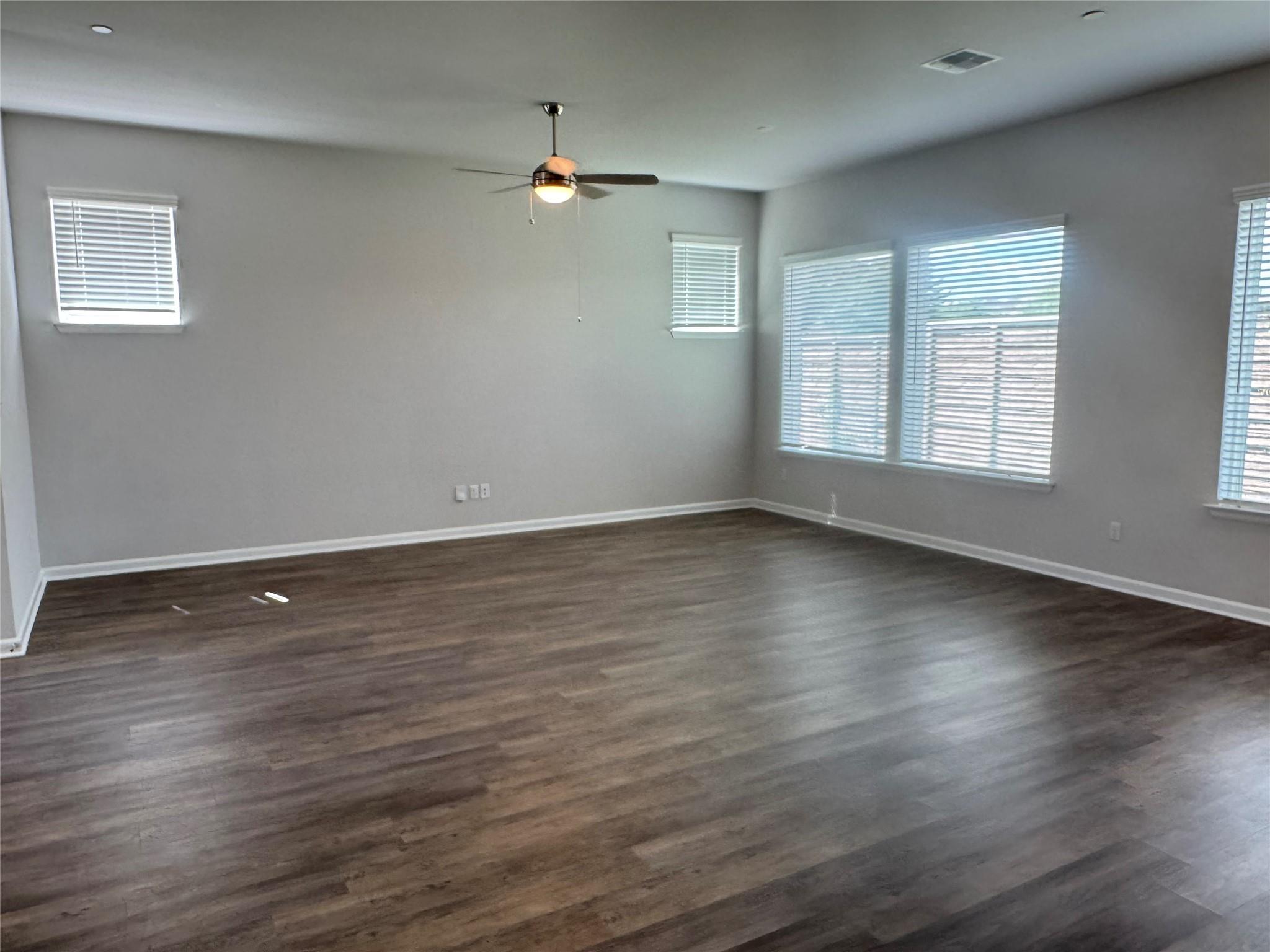 3000 Chisholm Trail Rd #40 Property Photo 7