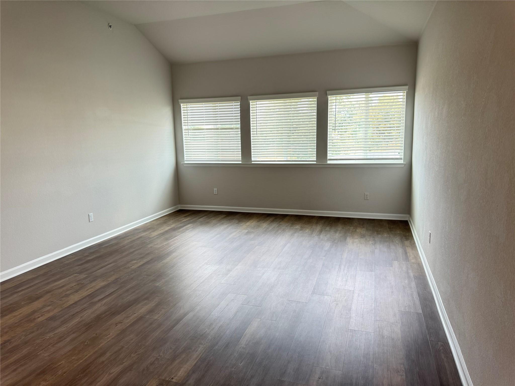 3000 Chisholm Trail Rd #40 Property Photo 9