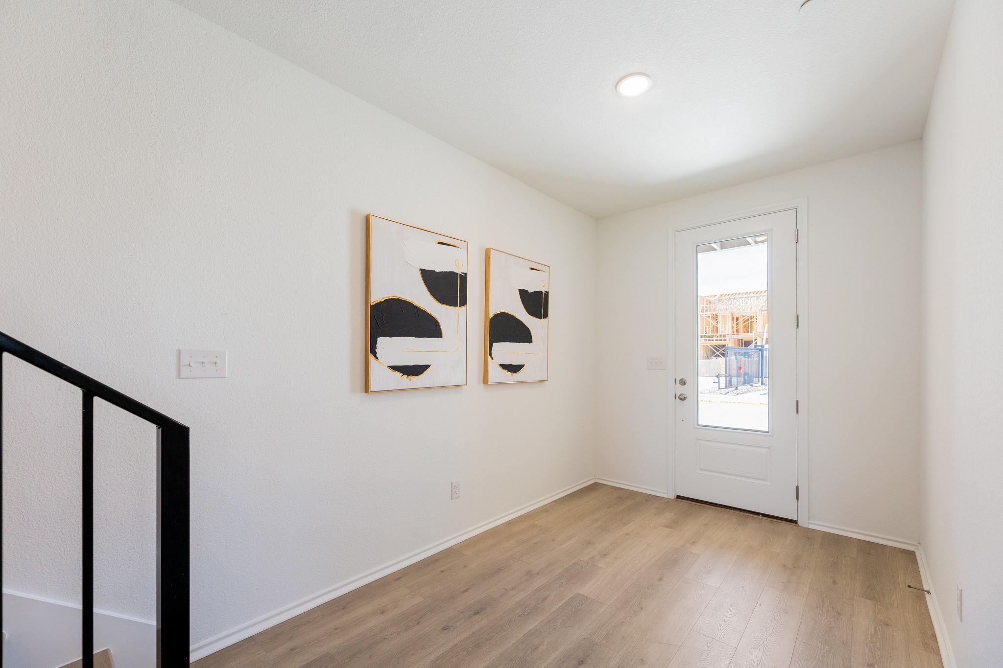 100 Tesla Cir Property Photo 10
