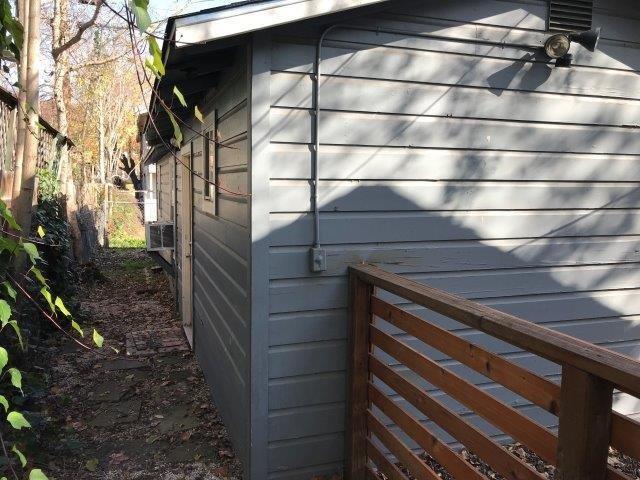 1026 Ellingson Ln #b Property Photo 1