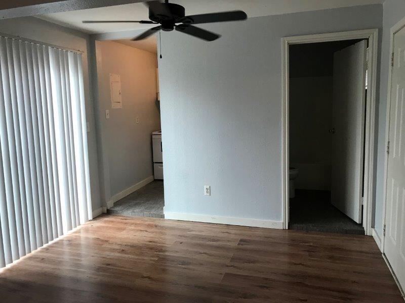 1026 Ellingson Ln #b Property Photo 12