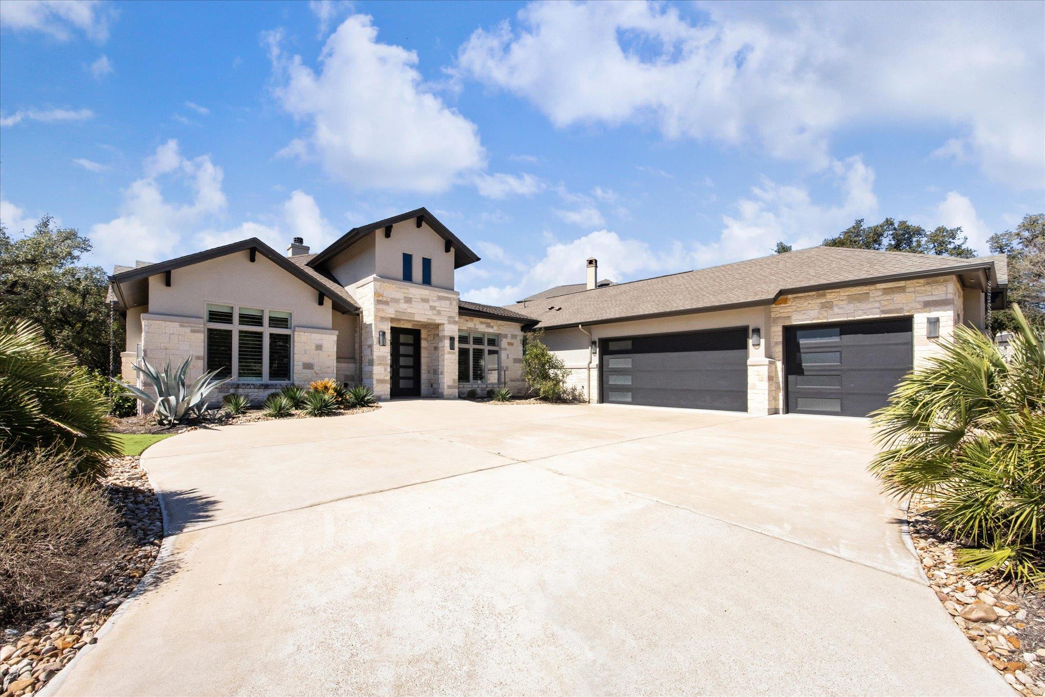 2604 Arion Cir Property Photo 1