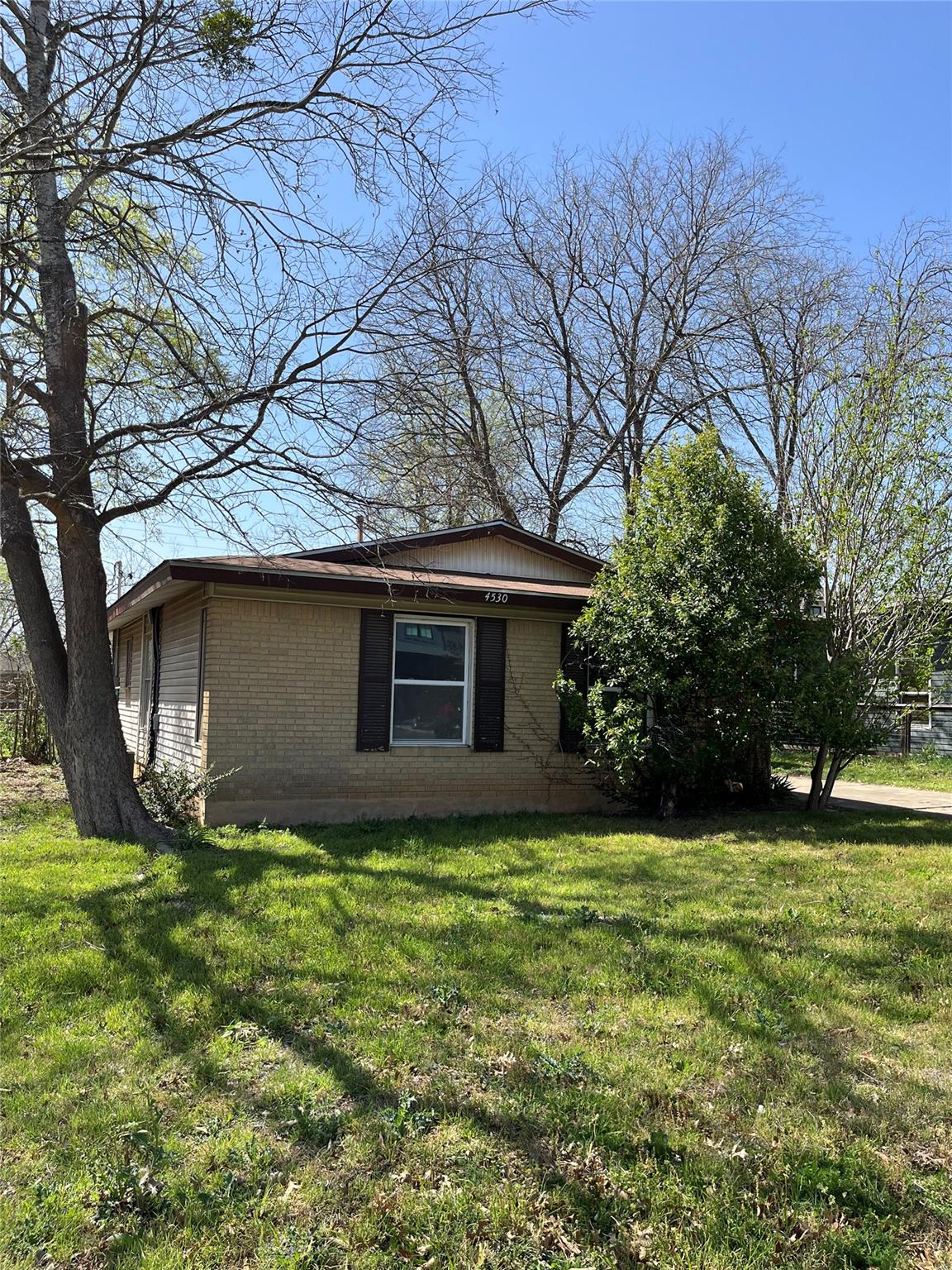 4530 Clawson Rd Property Photo