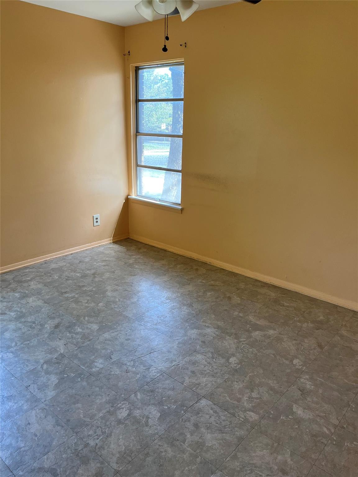4530 Clawson Rd Property Photo 5