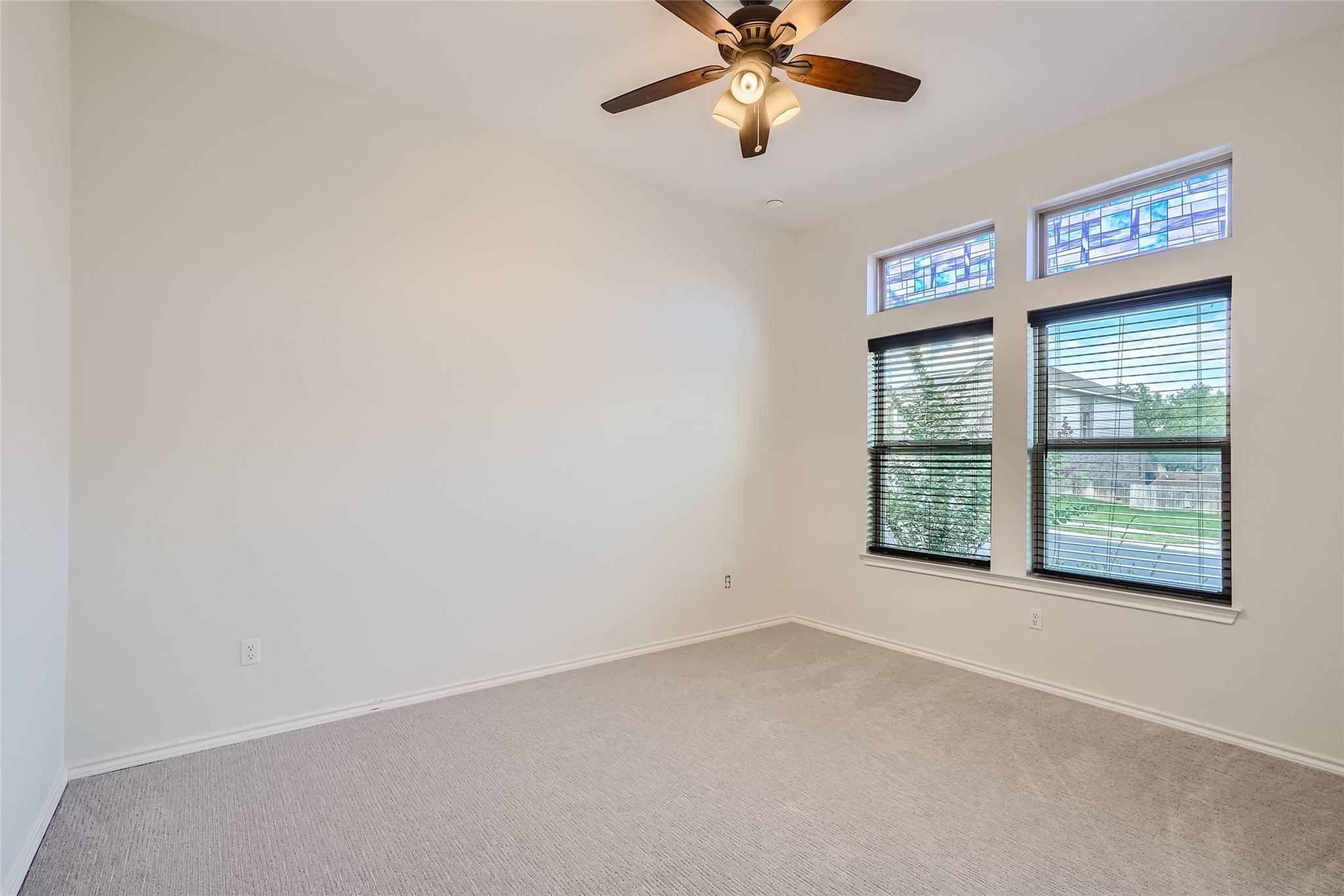 964 Naranjo Dr Property Photo 21
