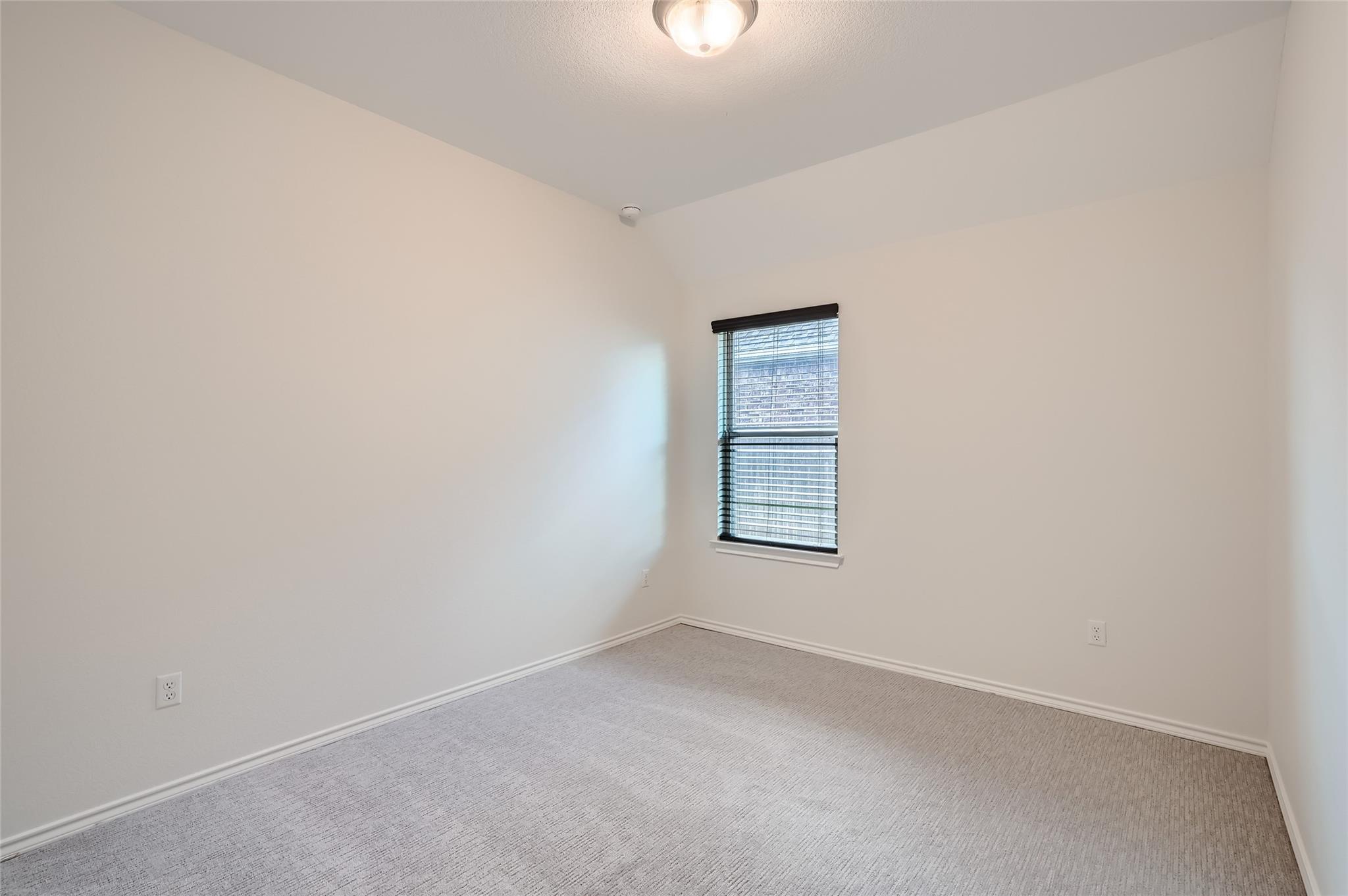 964 Naranjo Dr Property Photo 22