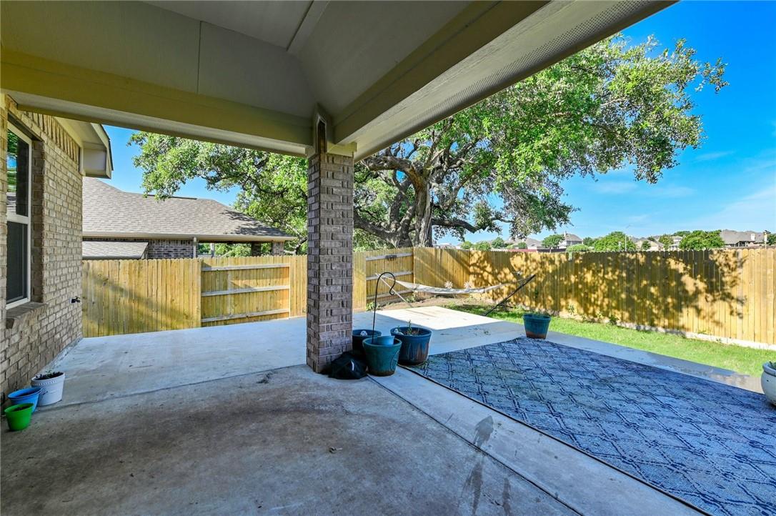 964 Naranjo Dr Property Photo 30