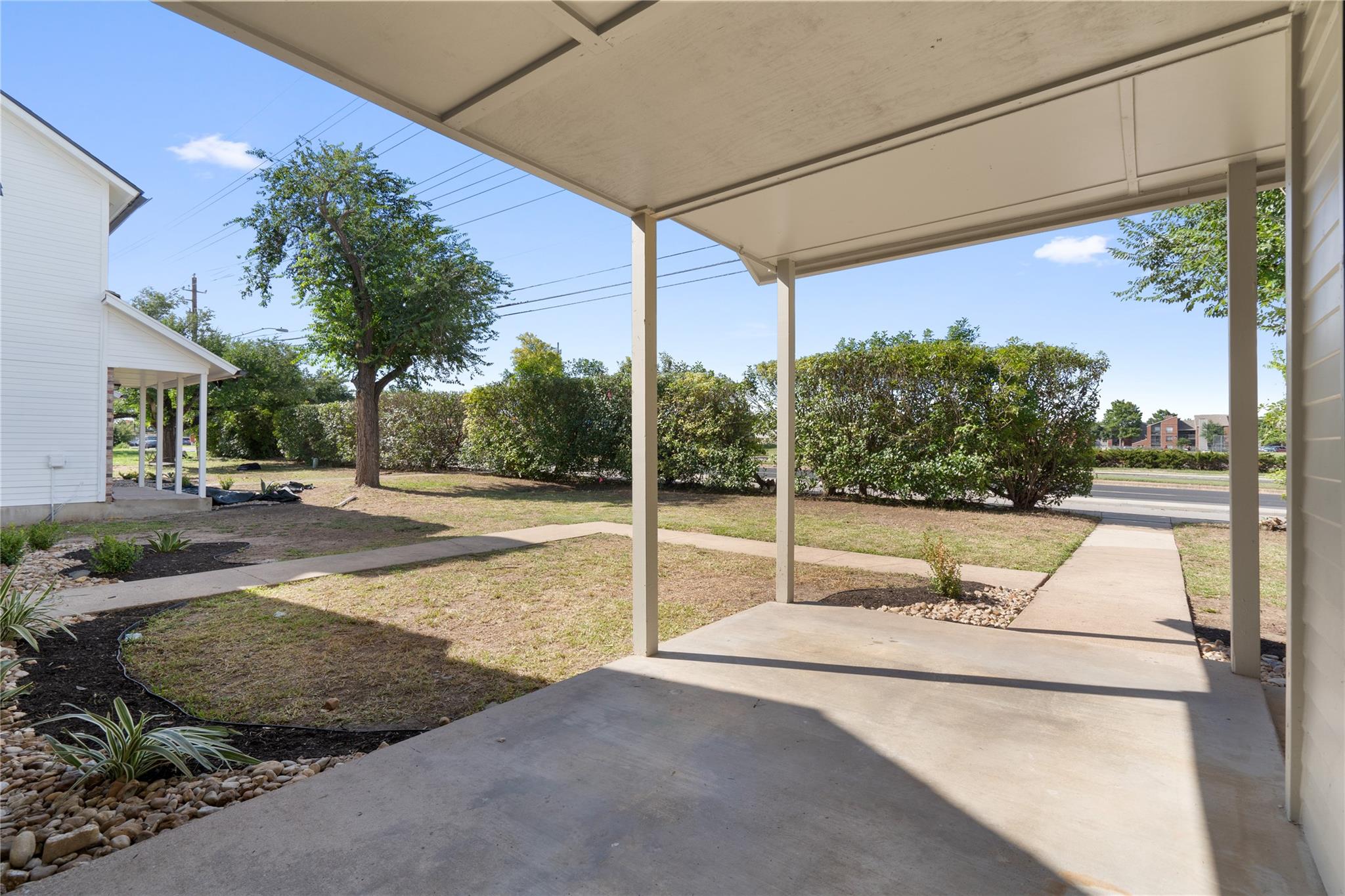 2909 W Slaughter Ln #b Property Photo 3