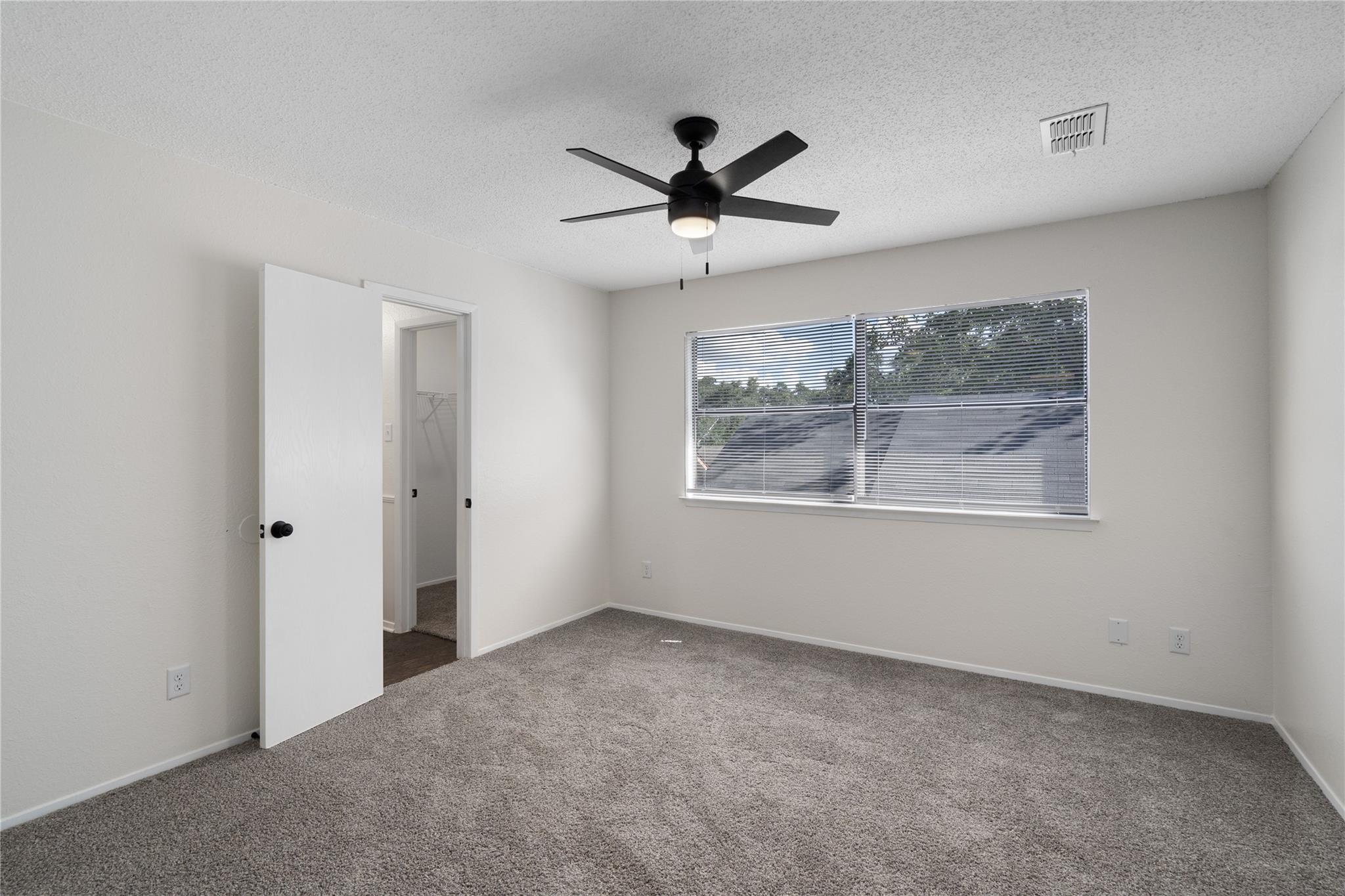2909 W Slaughter Ln #b Property Photo 18