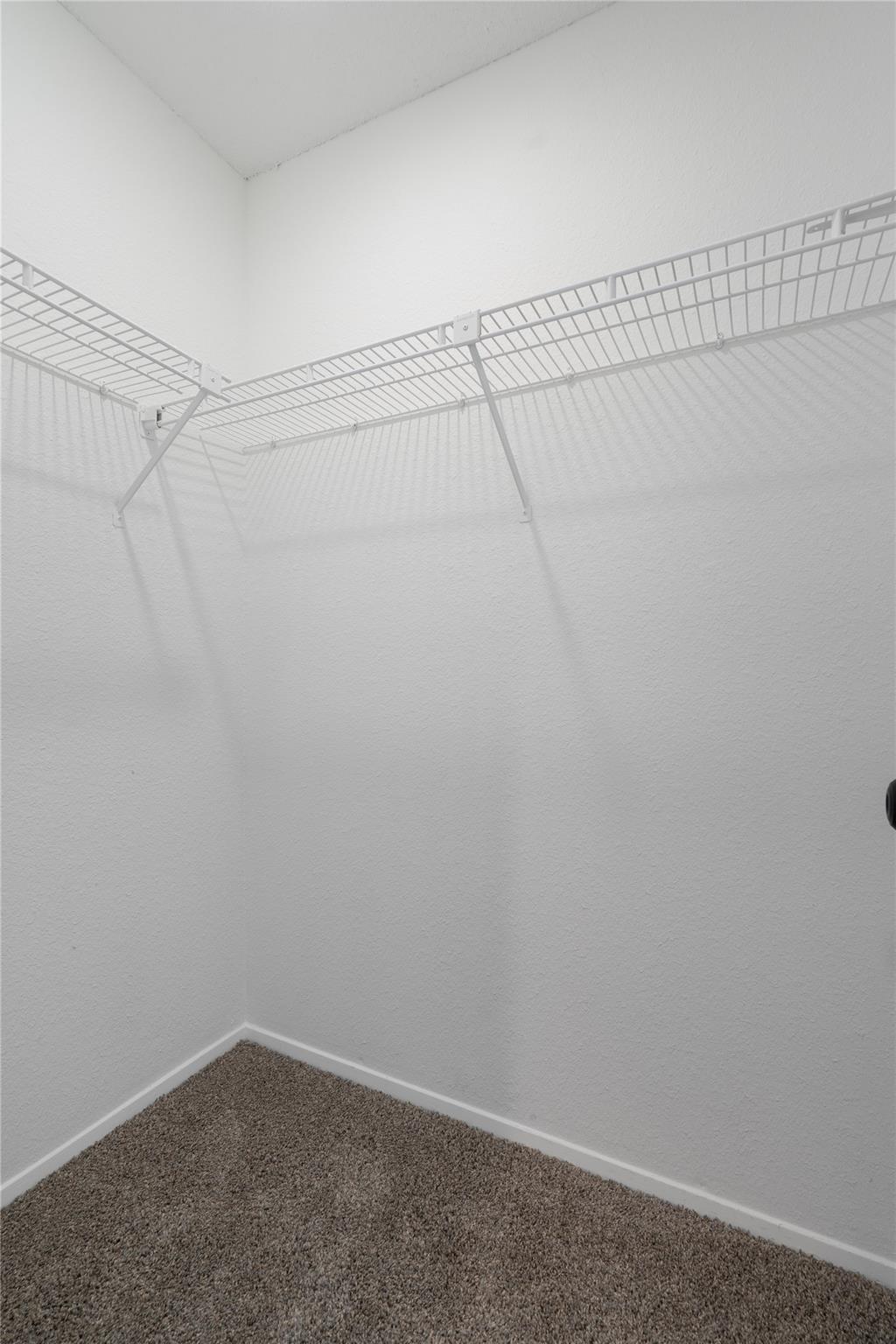 2909 W Slaughter Ln #b Property Photo 24