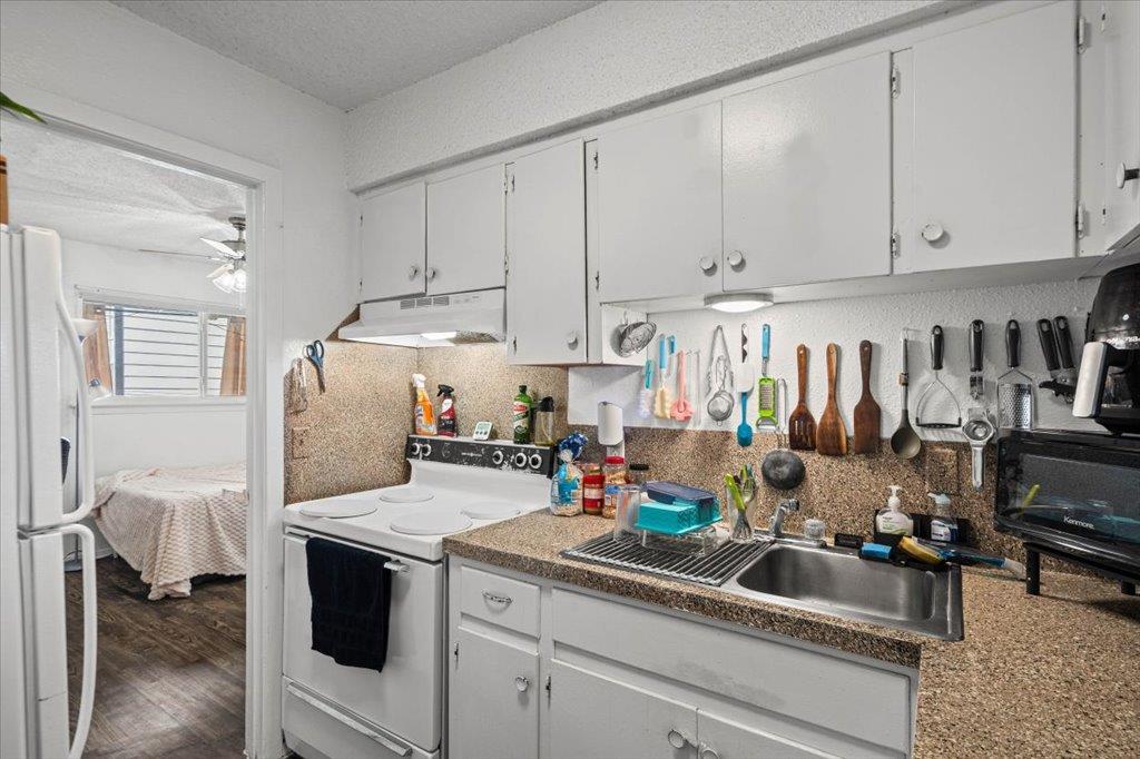2808 Whitis Ave #c304 Property Photo 7