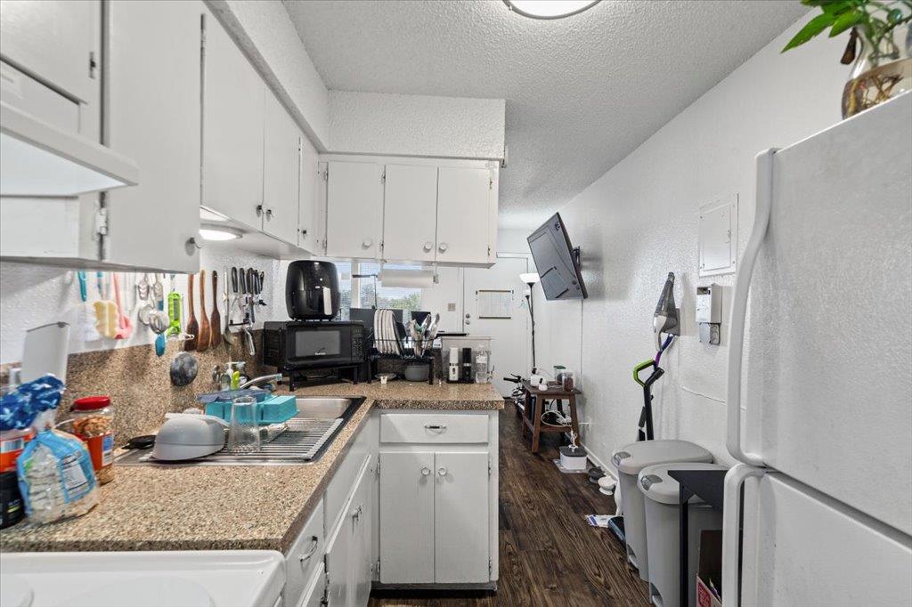 2808 Whitis Ave #c304 Property Photo 8