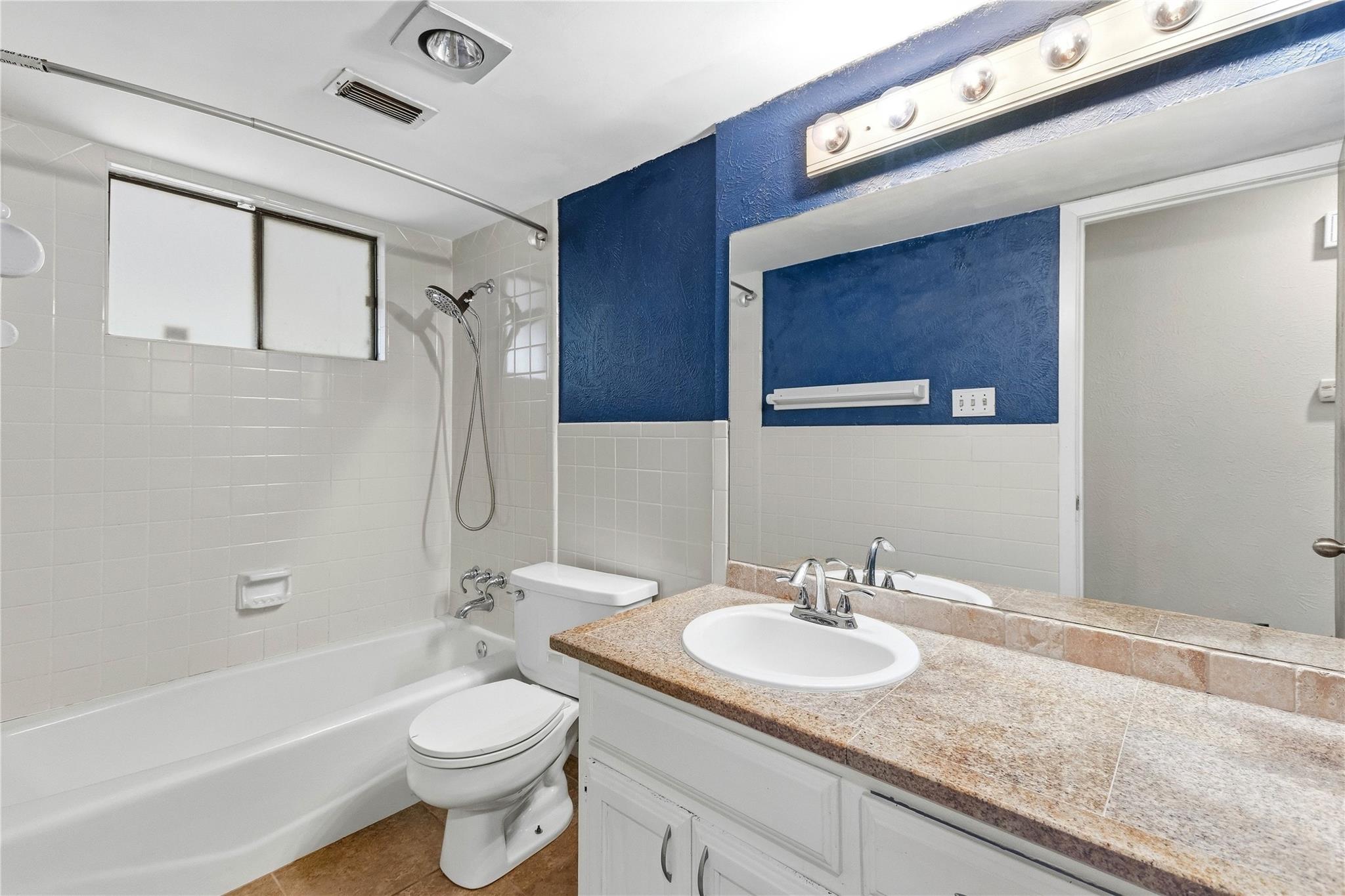 6103 Smith Oak Trl Property Photo 17