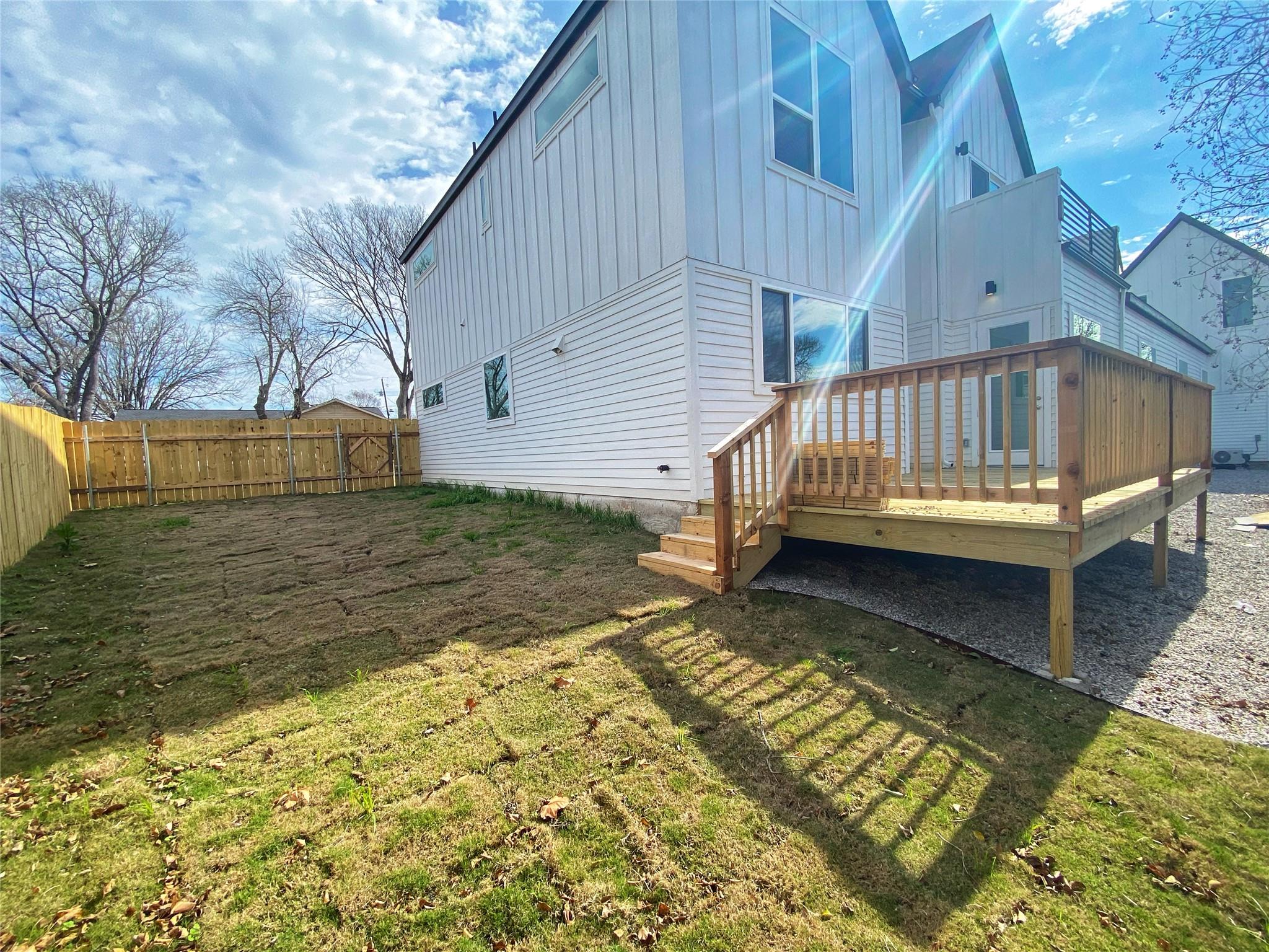 1916 Webberville Rd #b Property Photo 25