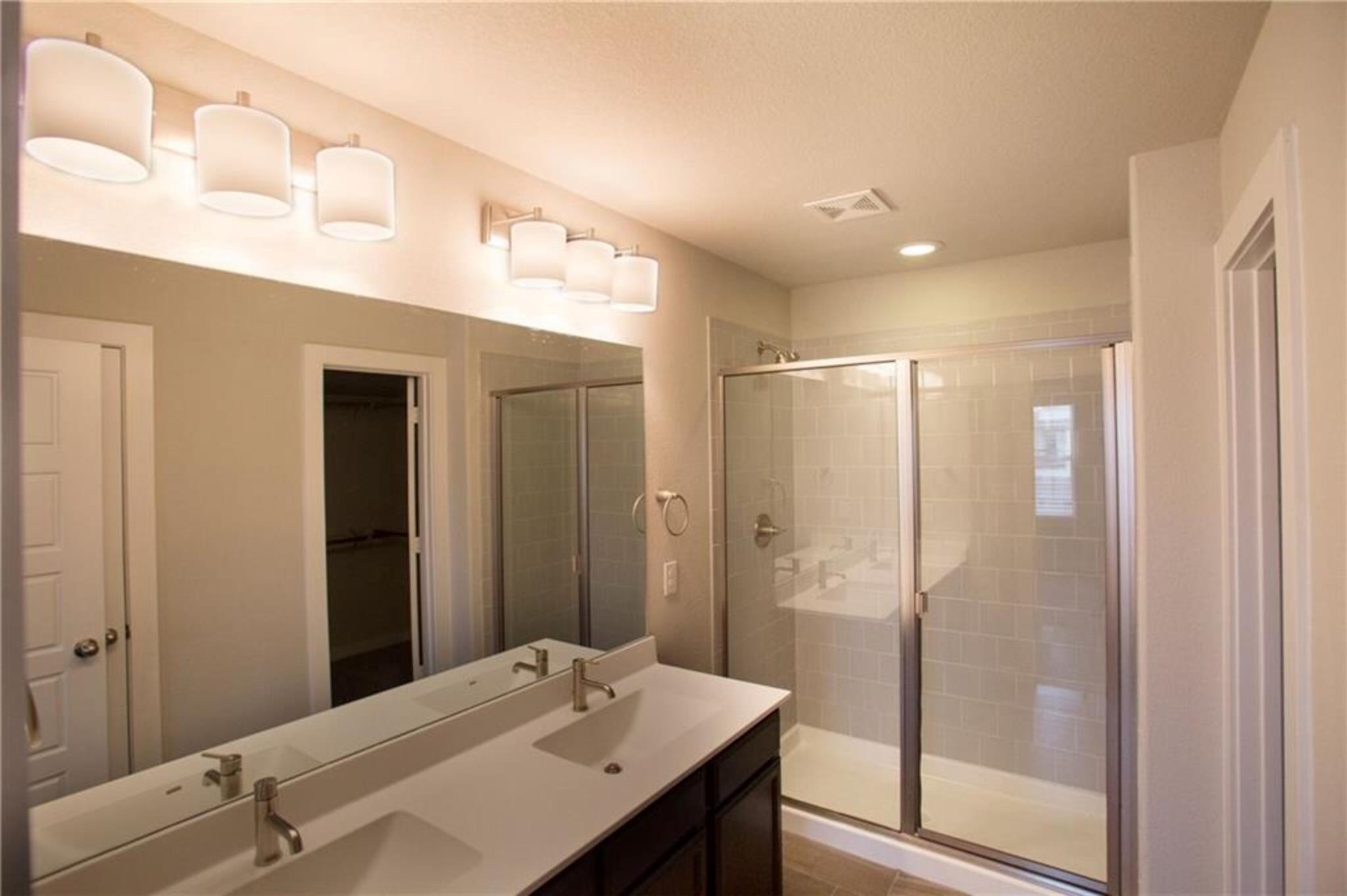 137 Lakeview Ct Property Photo 8