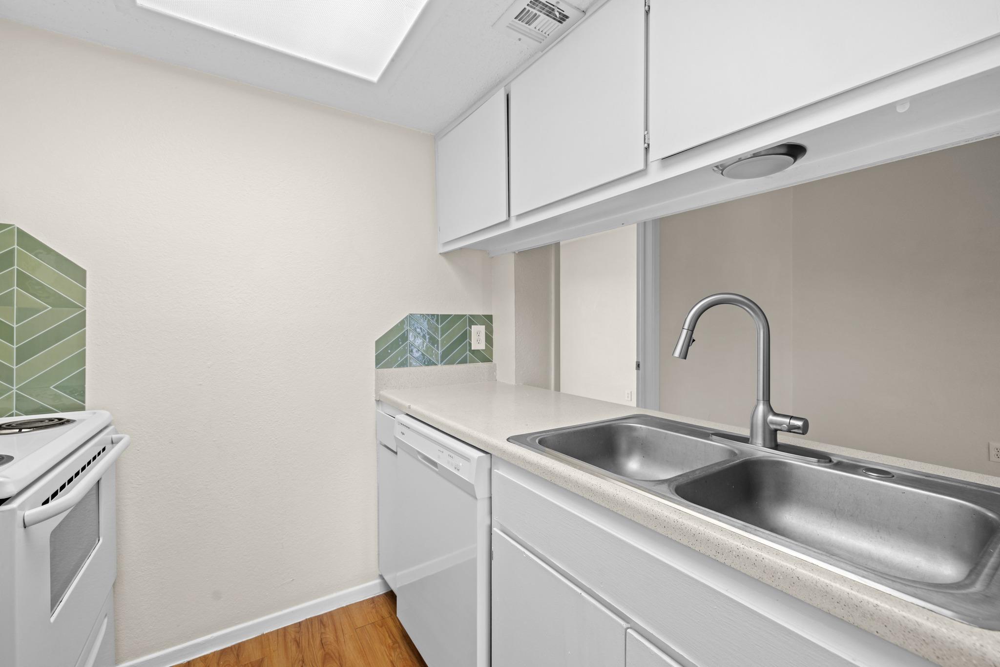 9079 Jollyville Rd #301 Property Photo 6