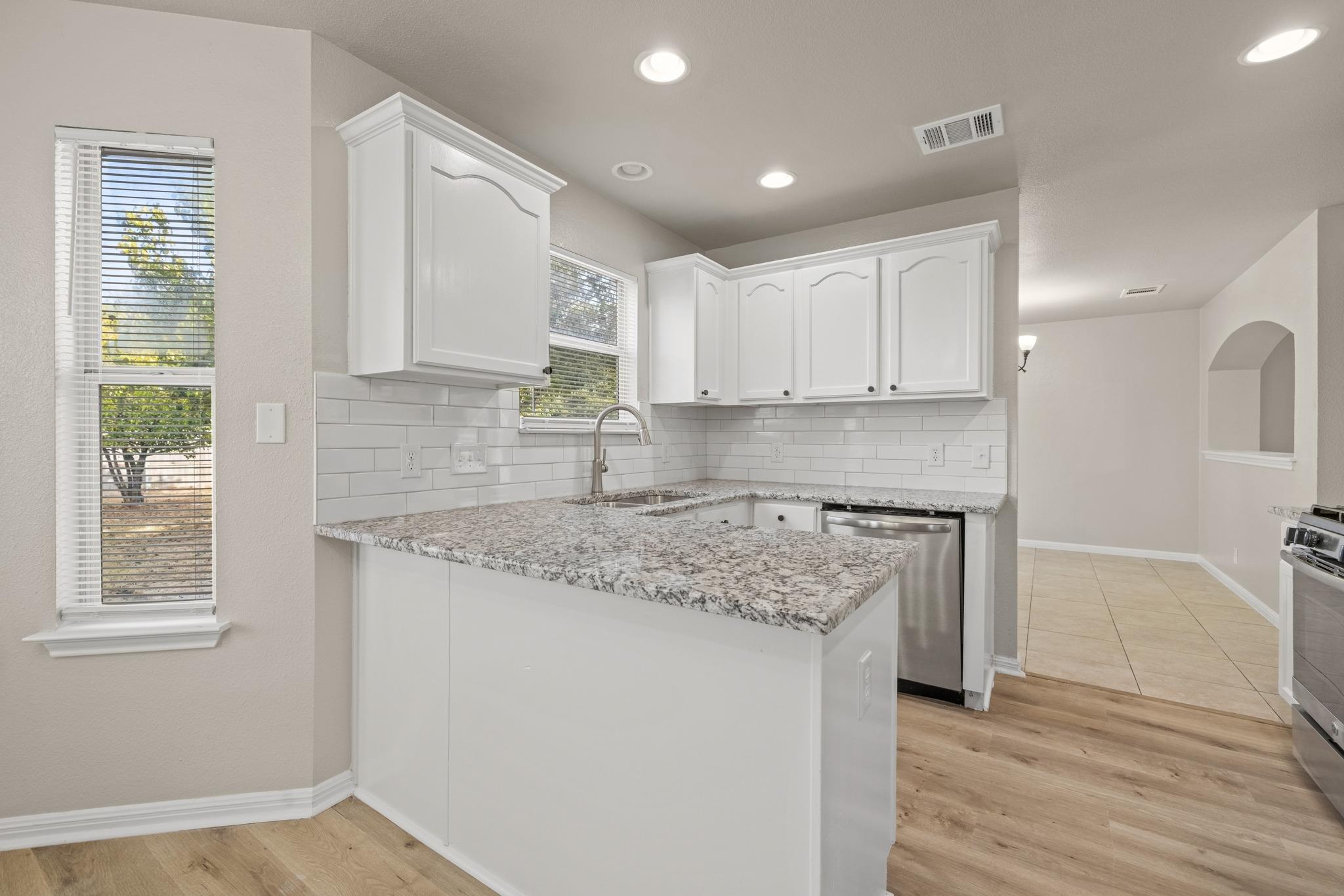 502 Garrett Ct Property Photo 12