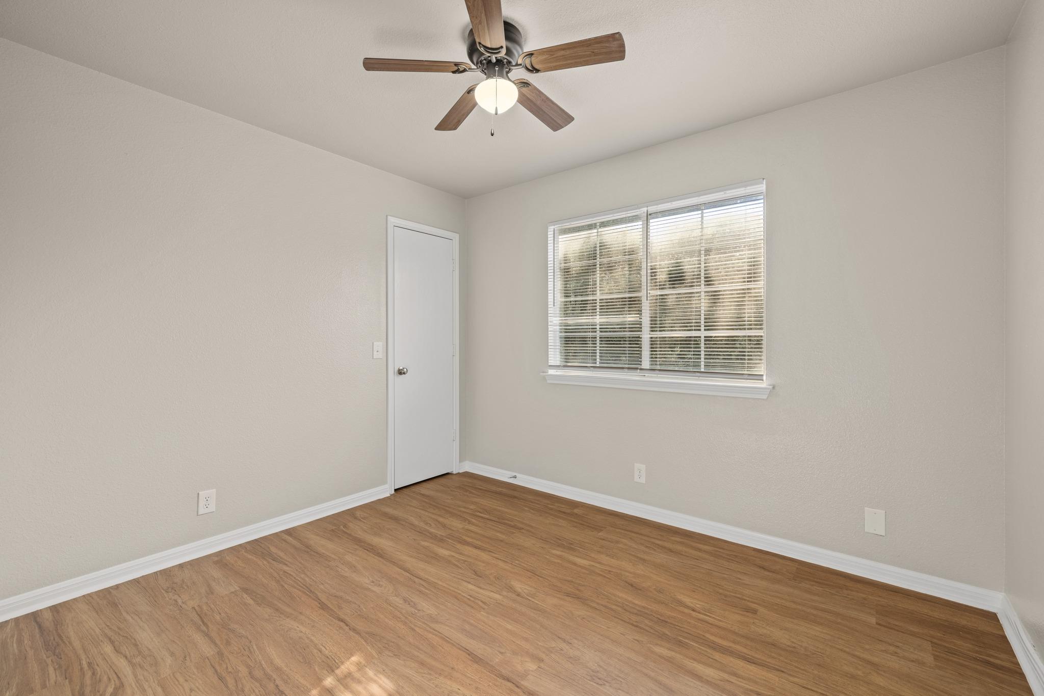 502 Garrett Ct Property Photo 19