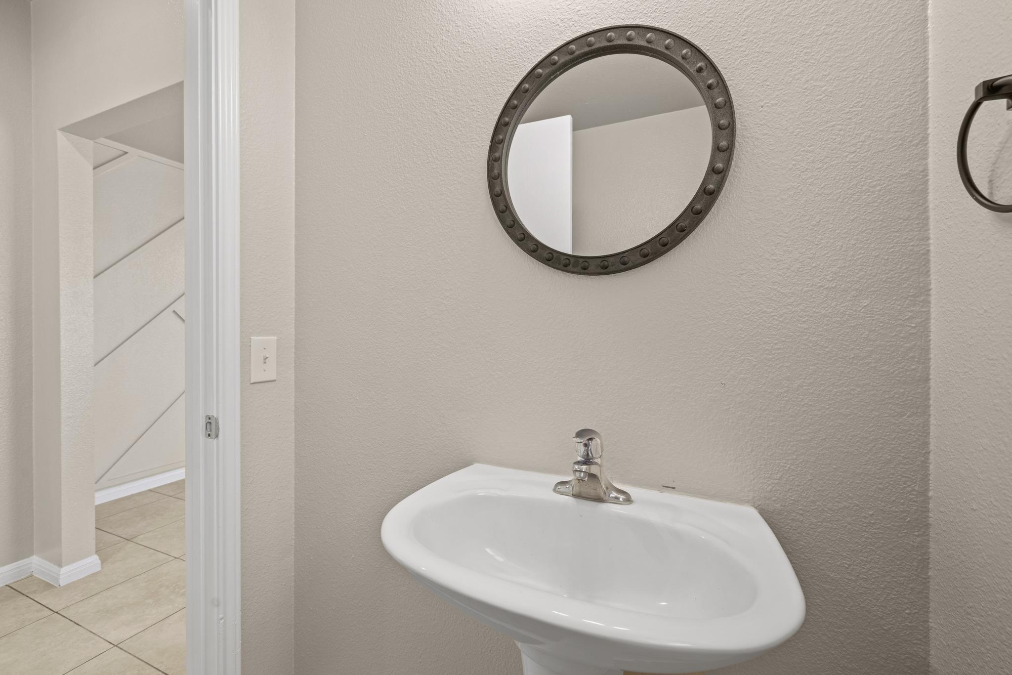 502 Garrett Ct Property Photo 23