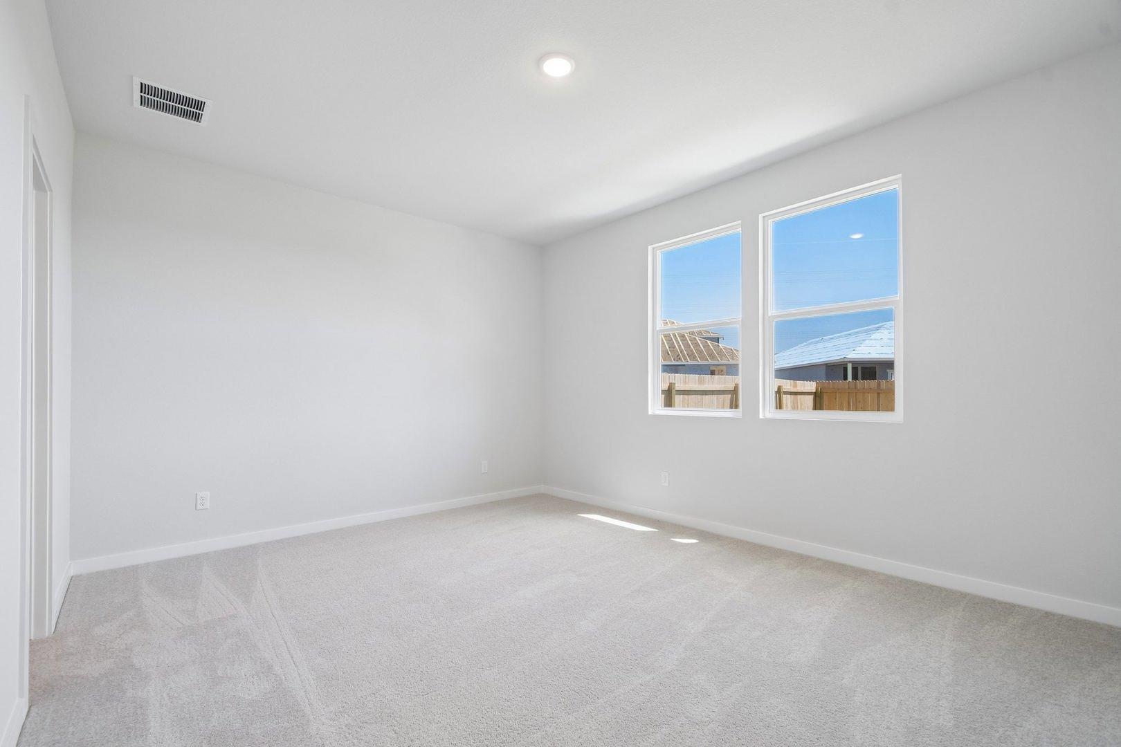 13310 Final Turn Dr Property Photo 4