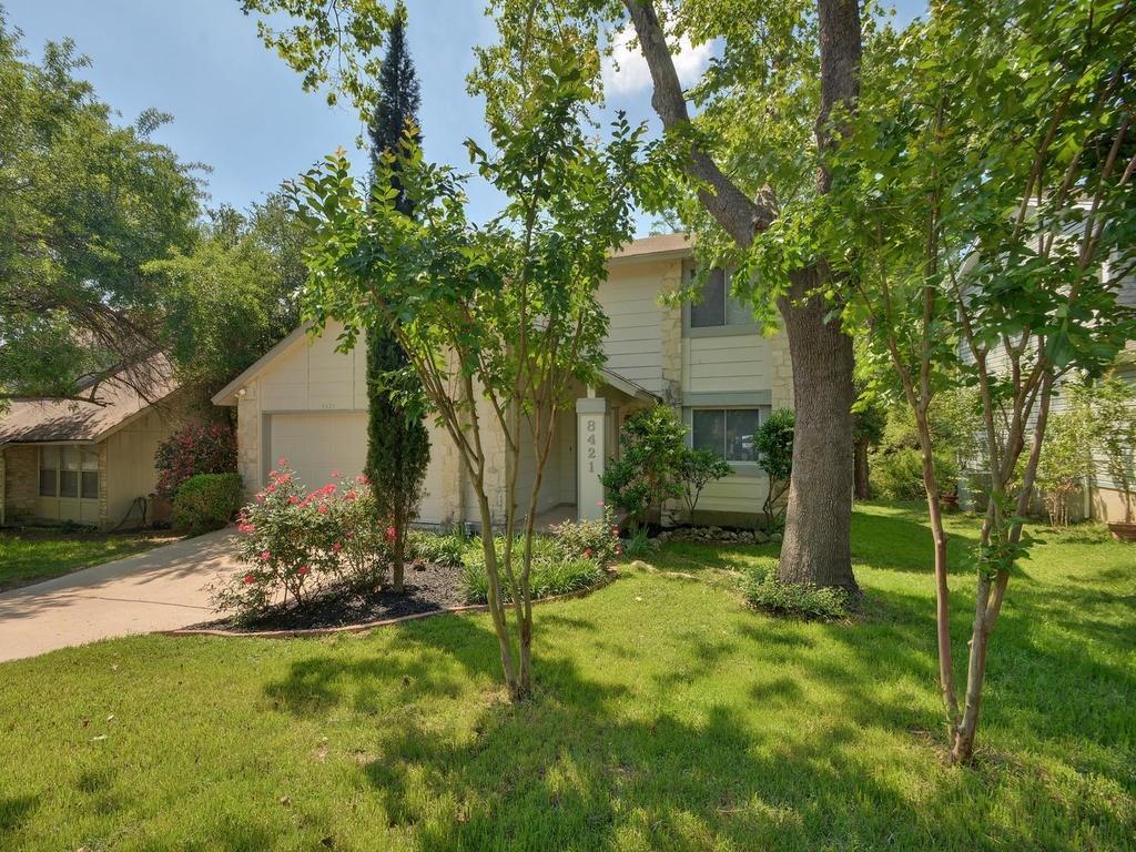 8421 Spring Valley Dr Property Photo 1