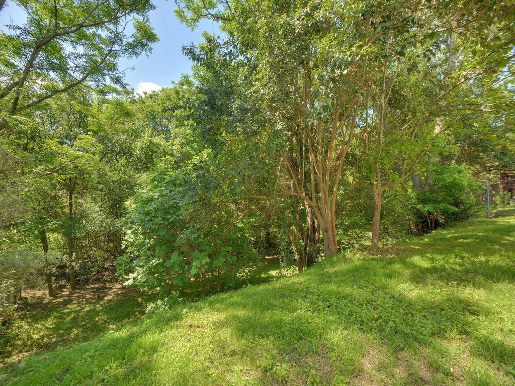 8421 Spring Valley Dr Property Photo 12