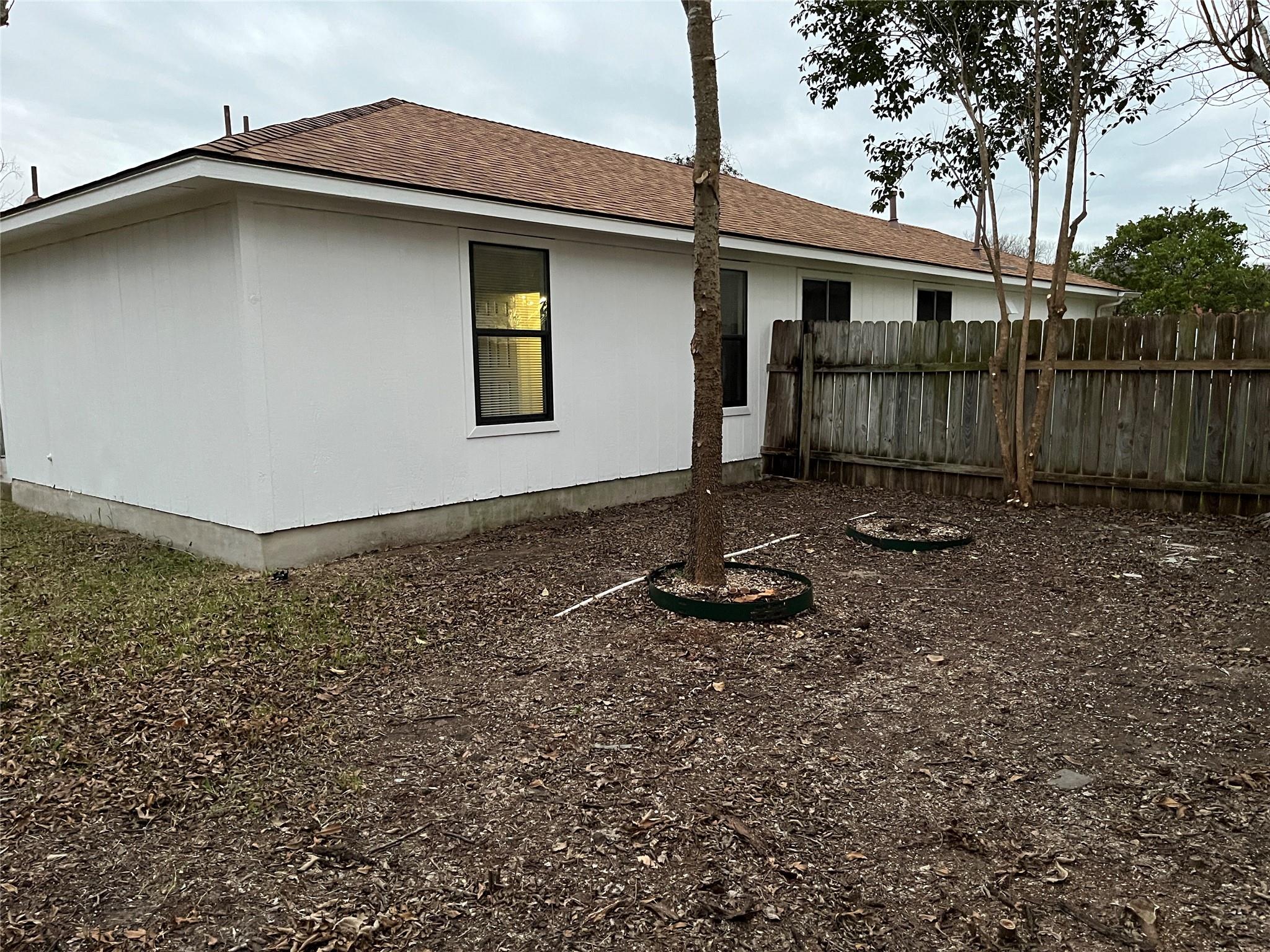 862 Latteridge Dr Property Photo 6