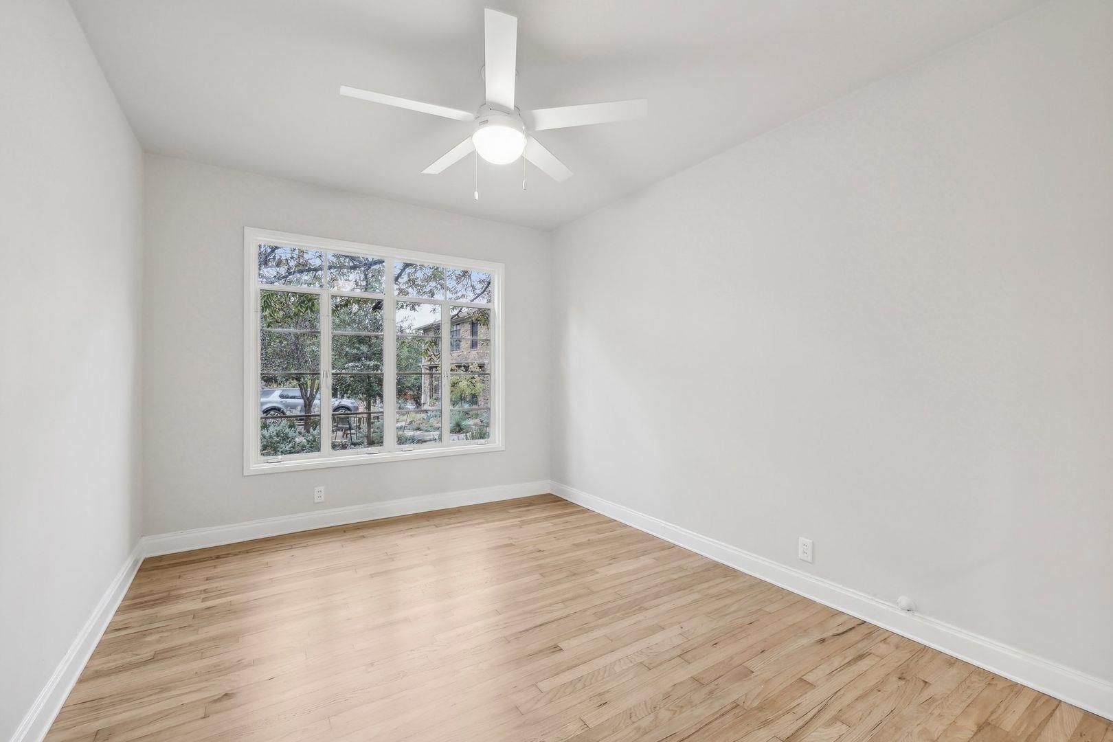 3010 Windsor Rd #unit E Property Photo 14