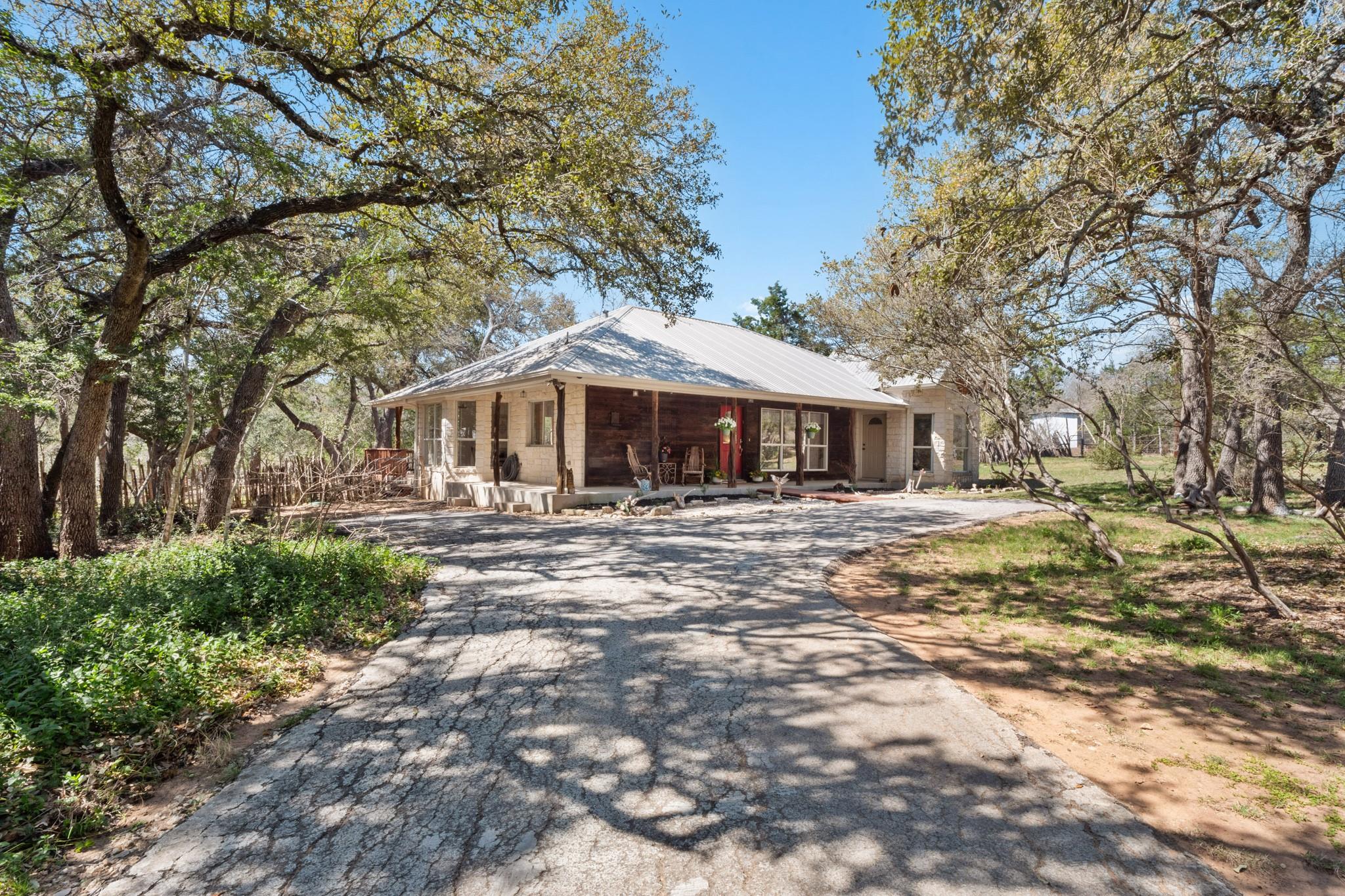 8803 Bear Creek Dr Property Photo