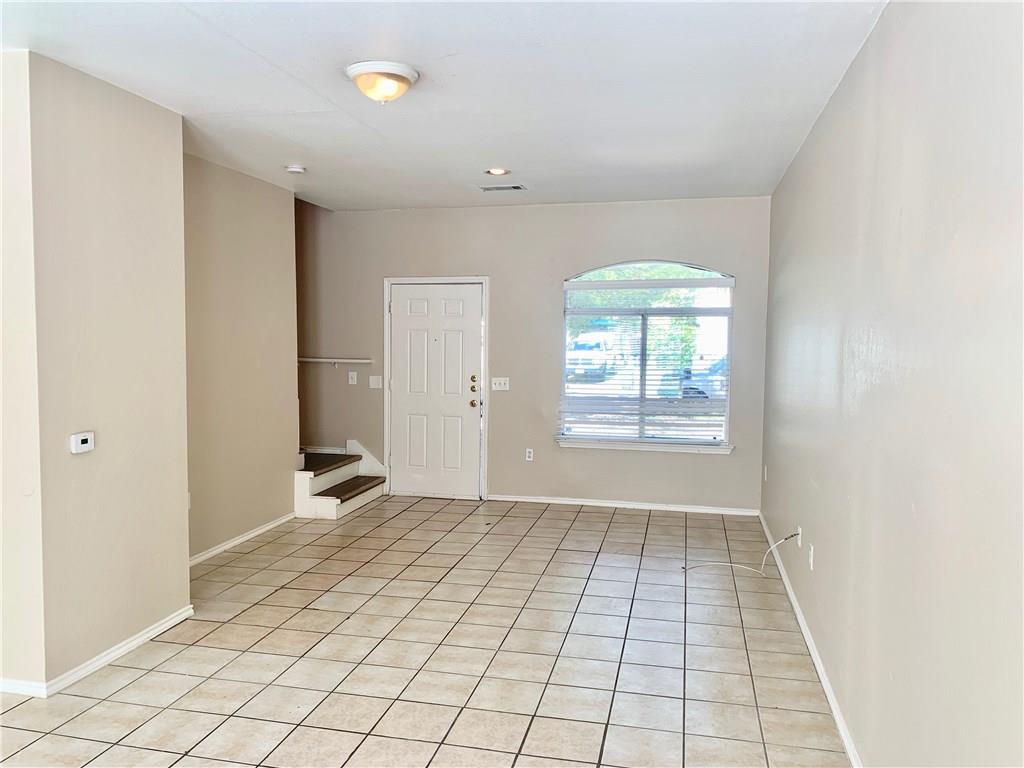 1121 Terry Dr #b Property Photo 8