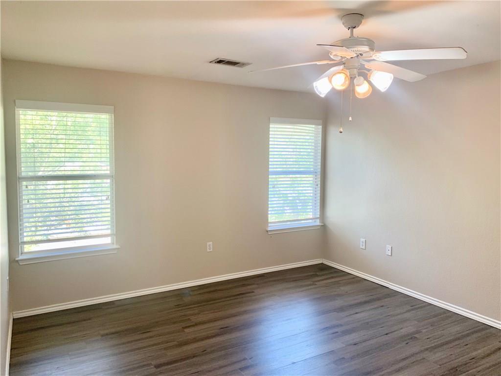 1121 Terry Dr #b Property Photo 12