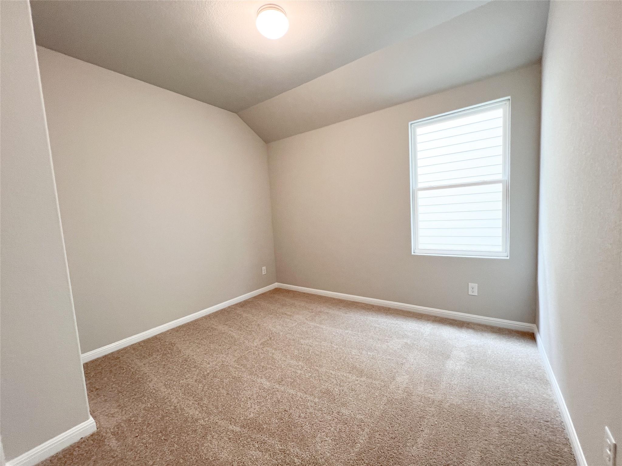 676 Ferrule Dr Property Photo 16