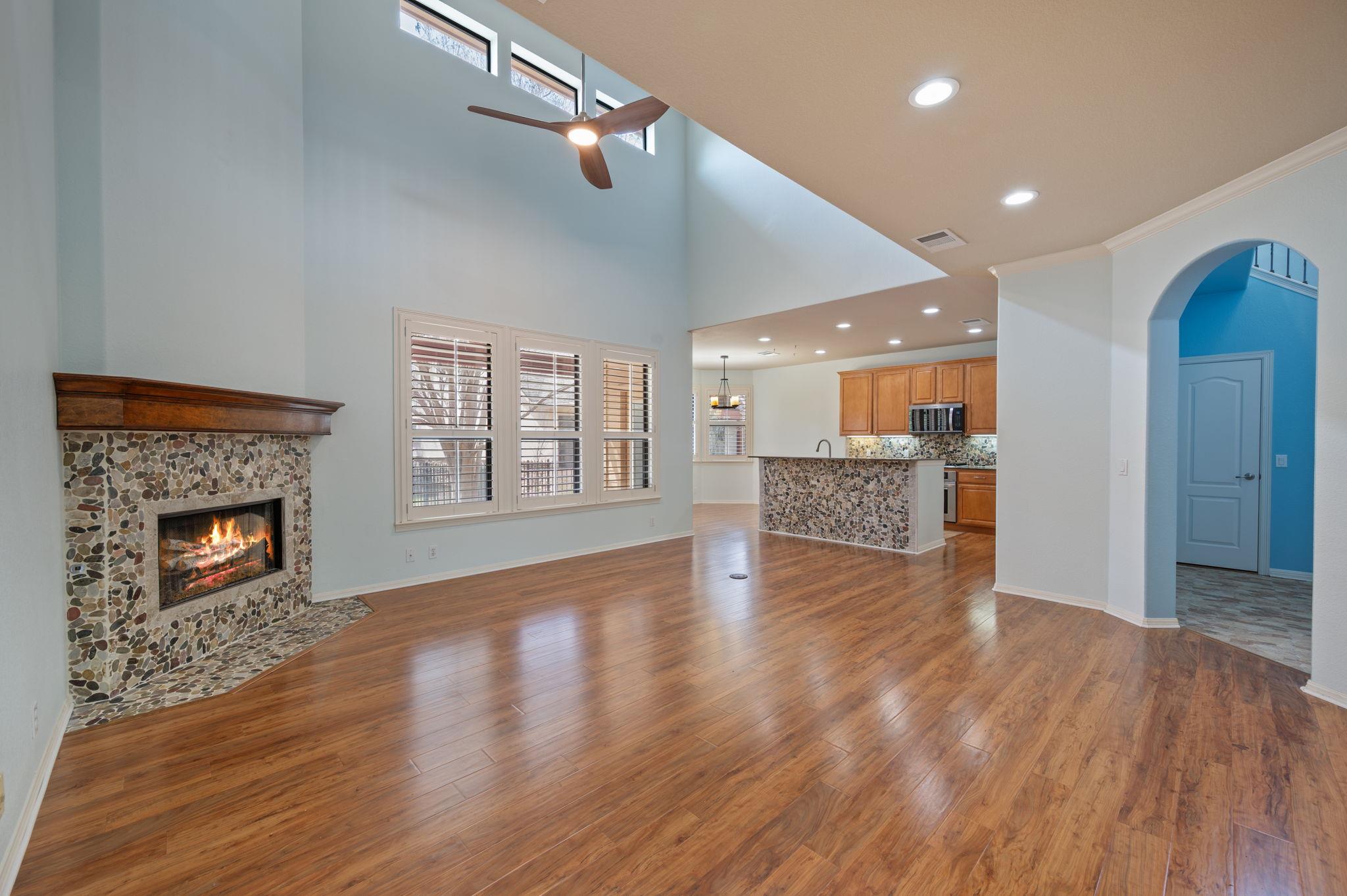 4229 Johns Light Dr Property Photo 7