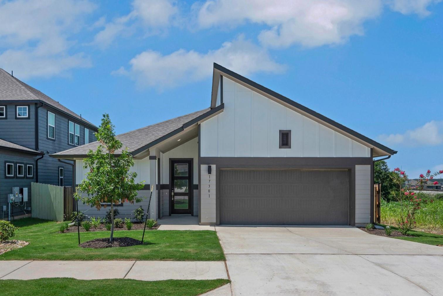 17301 Astral Ln Property Photo 1