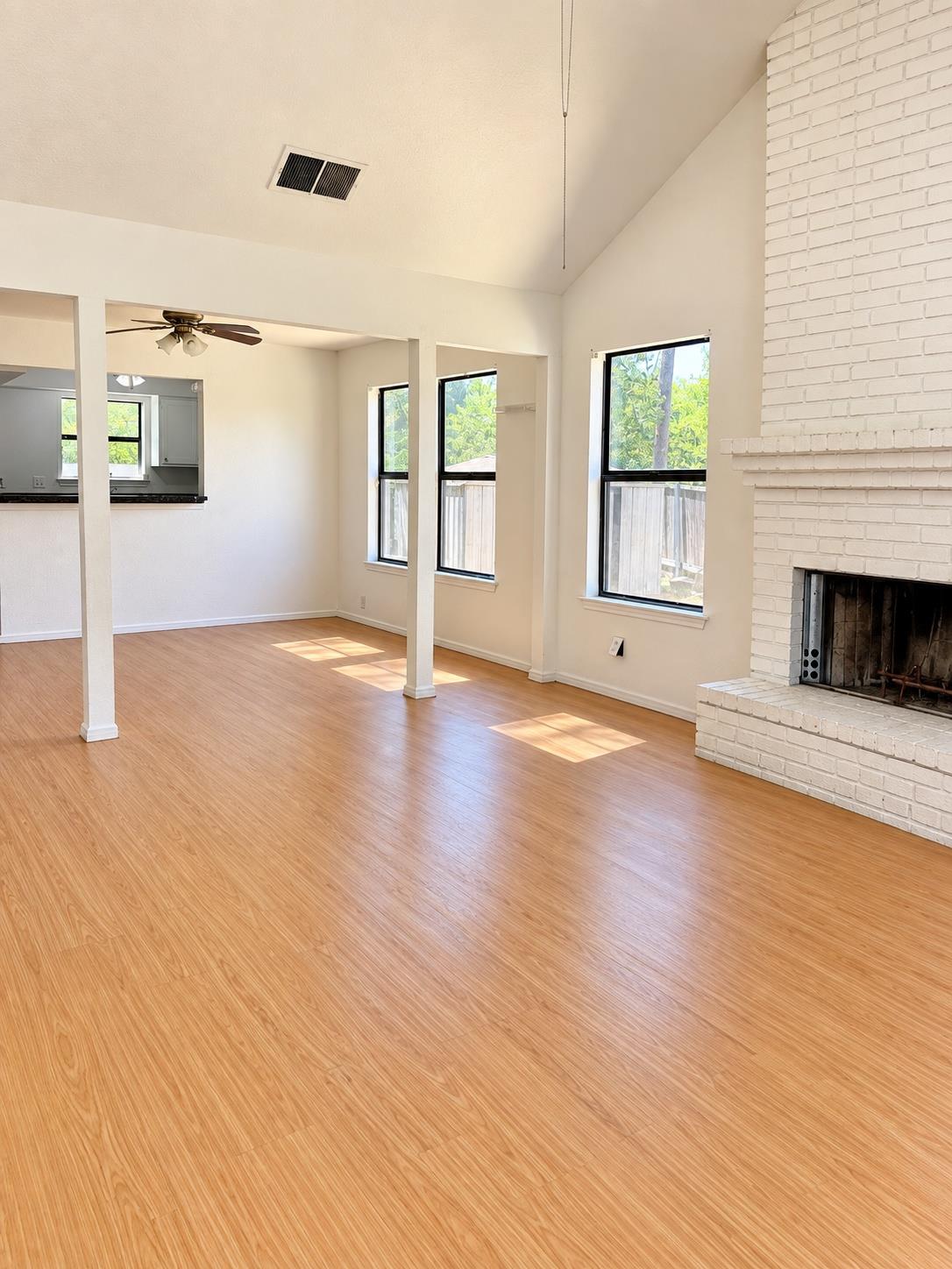 5676809 Property Photo 1