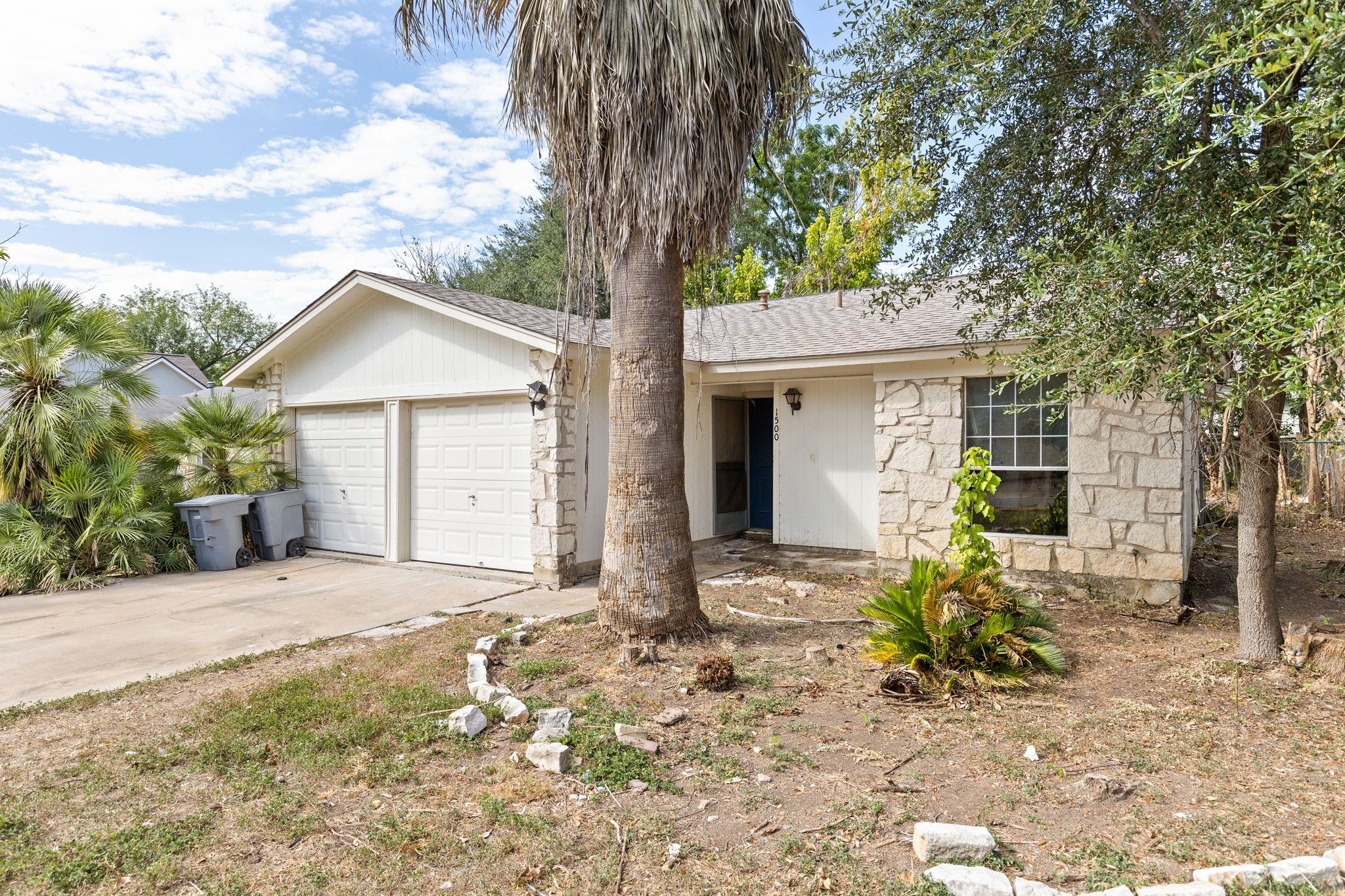 1500 Sahara Ave Property Photo 3