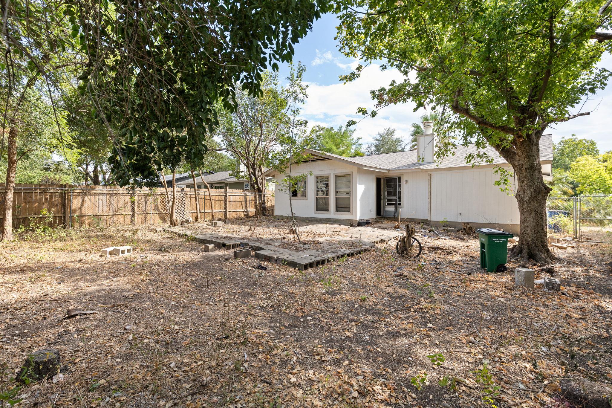 1500 Sahara Ave Property Photo 5