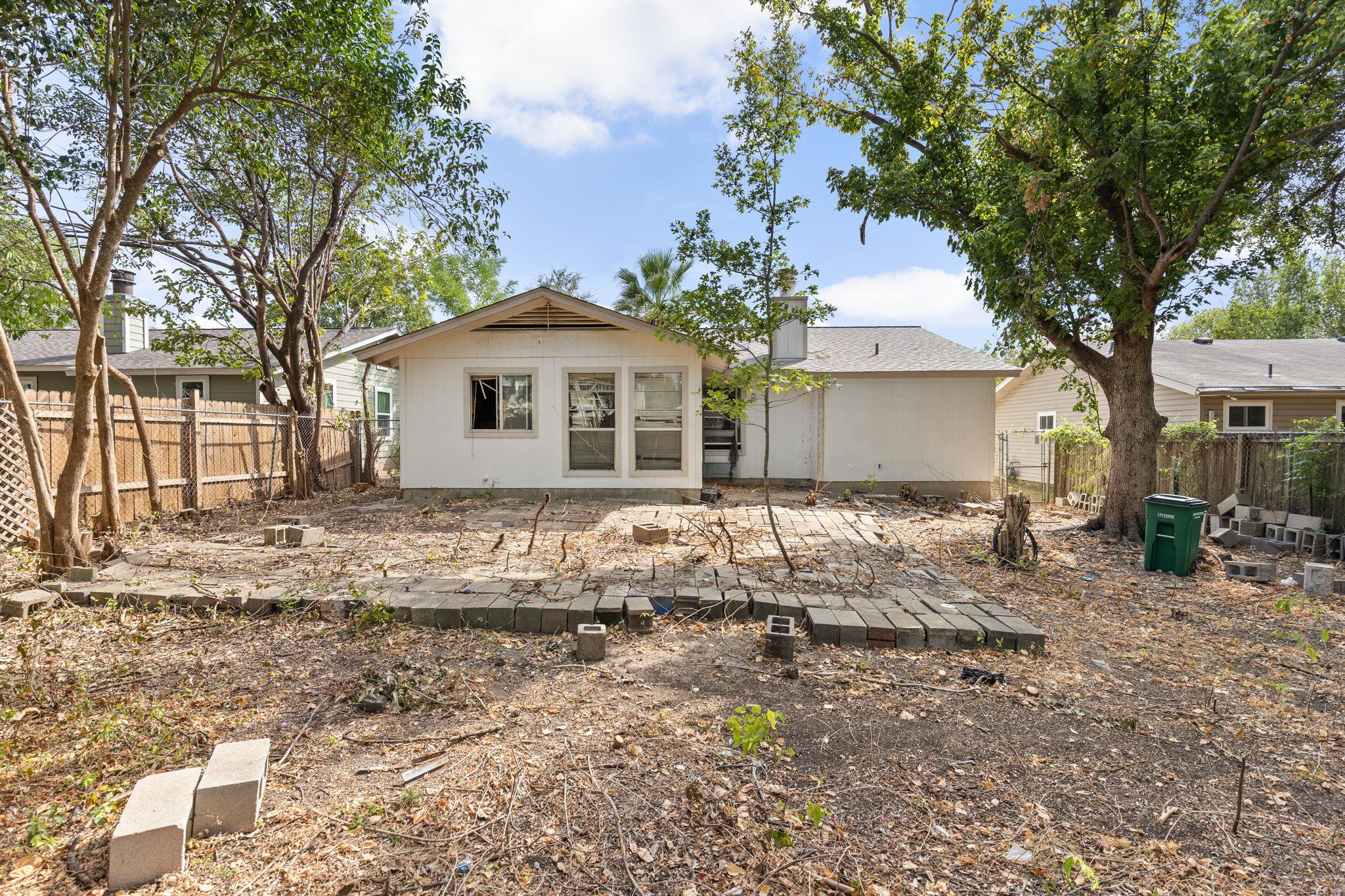 1500 Sahara Ave Property Photo 6