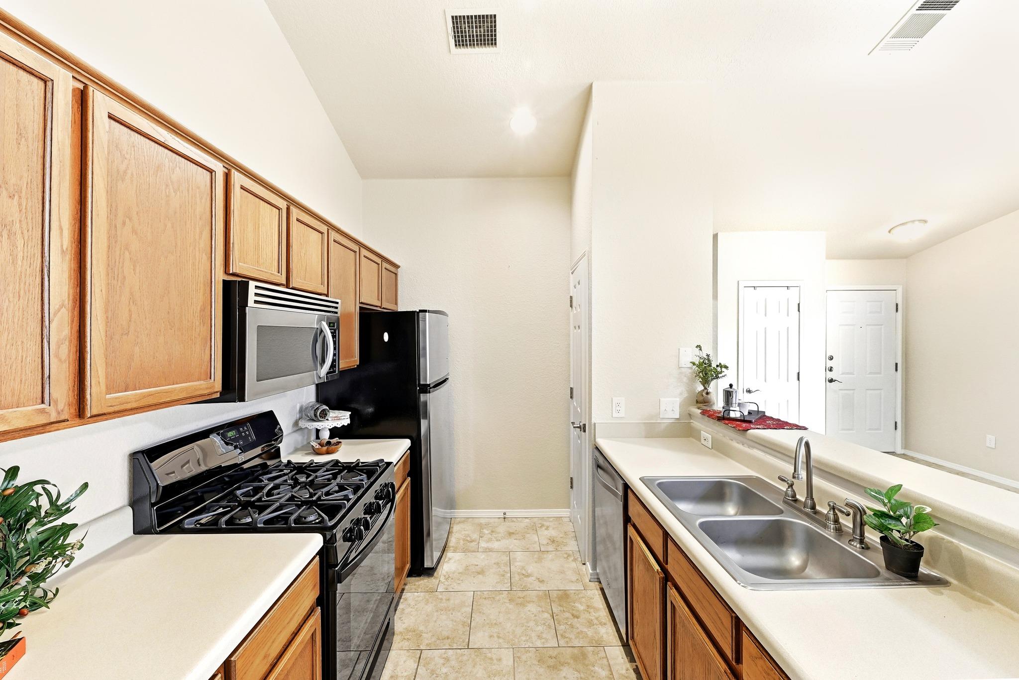 186 Prairie Springs Loop Property Photo 13