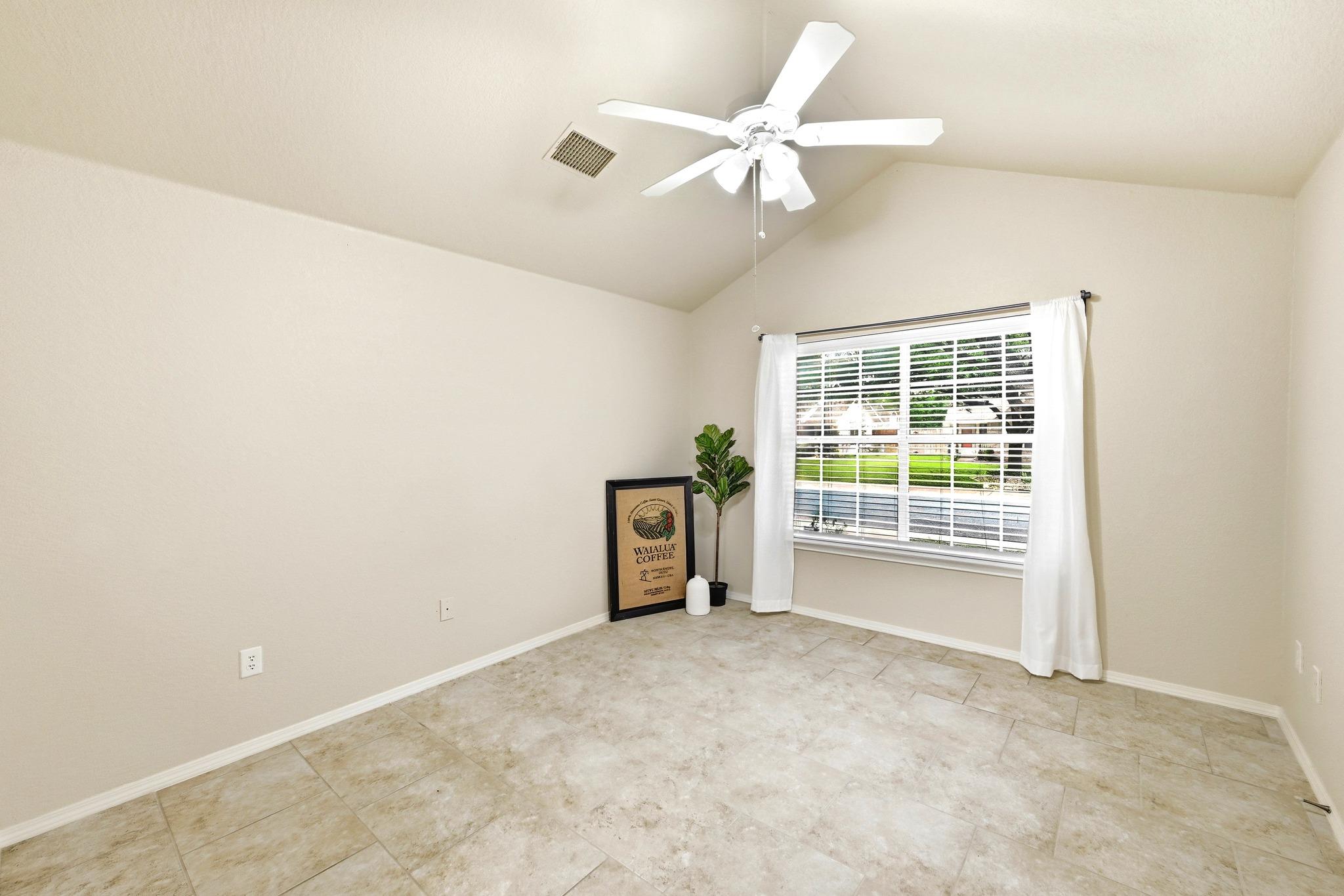 186 Prairie Springs Loop Property Photo 16