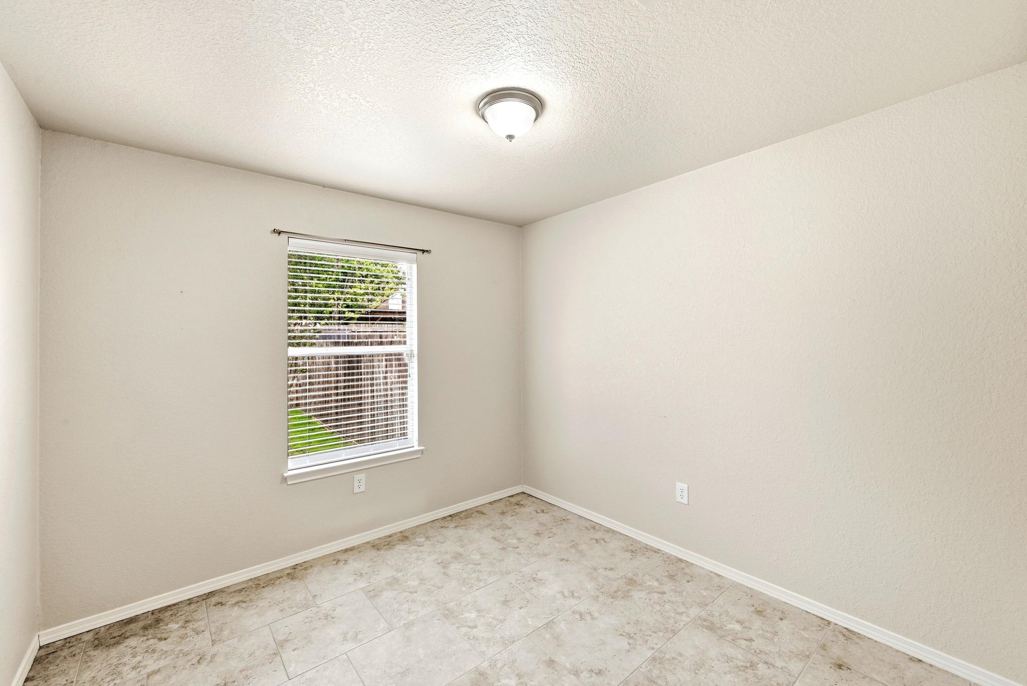 186 Prairie Springs Loop Property Photo 21